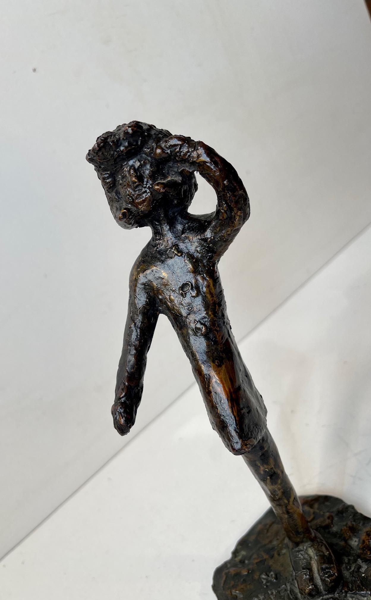 Hombre con erección