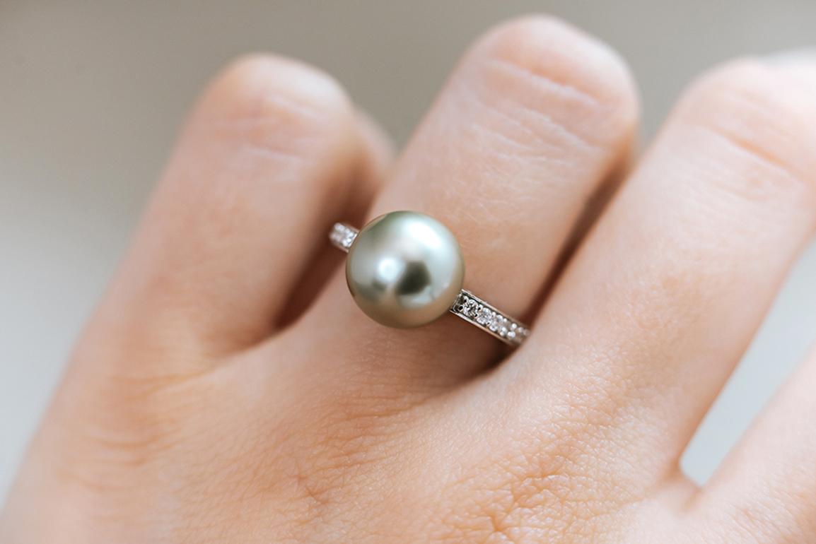 For Sale:  MANA Tahitian pearl and diamond ring  5