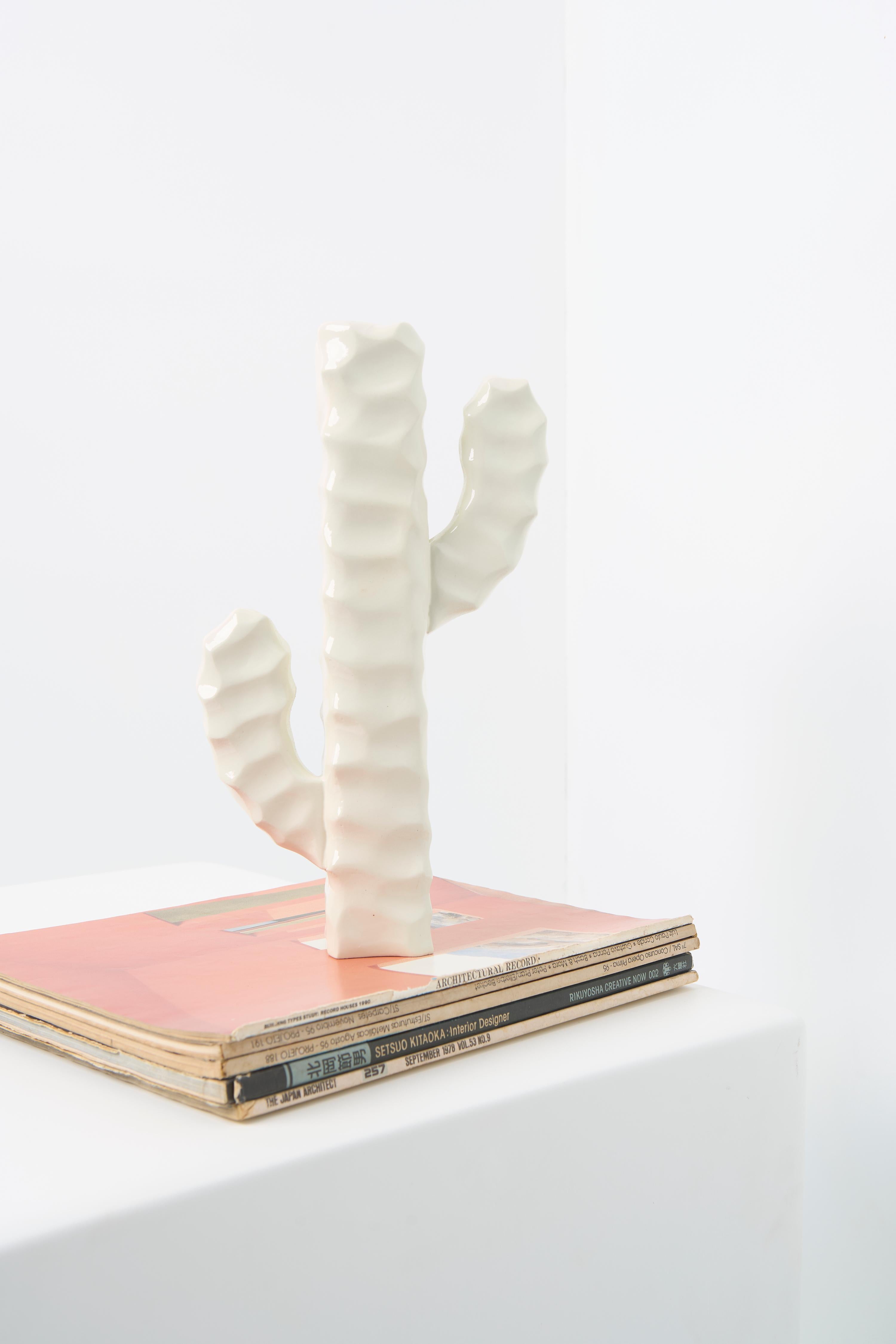 Série Mandacaru, sculpture de table Cactus en bois Neuf - En vente à Santa Edwiges, MG