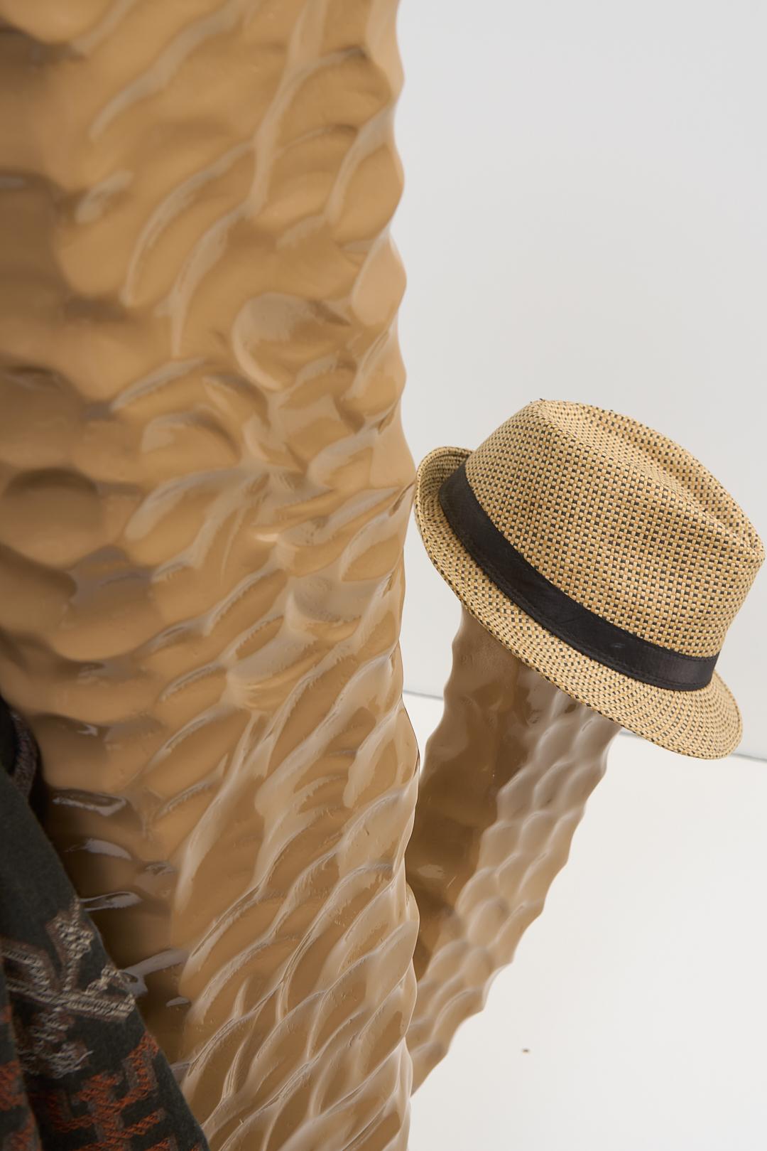 Serie Mandacaru, scultura da terra alta in legno a forma di cactus in vendita 10