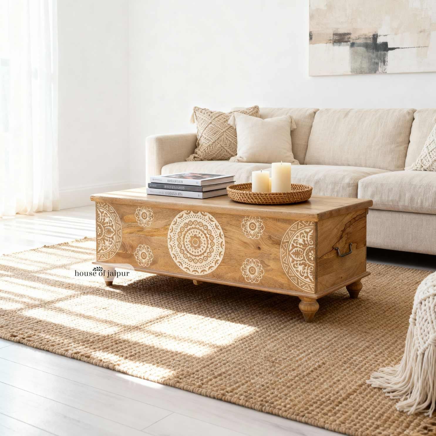 Mandala geschnitzt Jaipur hölzerne Lagerung Trunk - Massivholz Truhe von House of Jaipur im Angebot 1