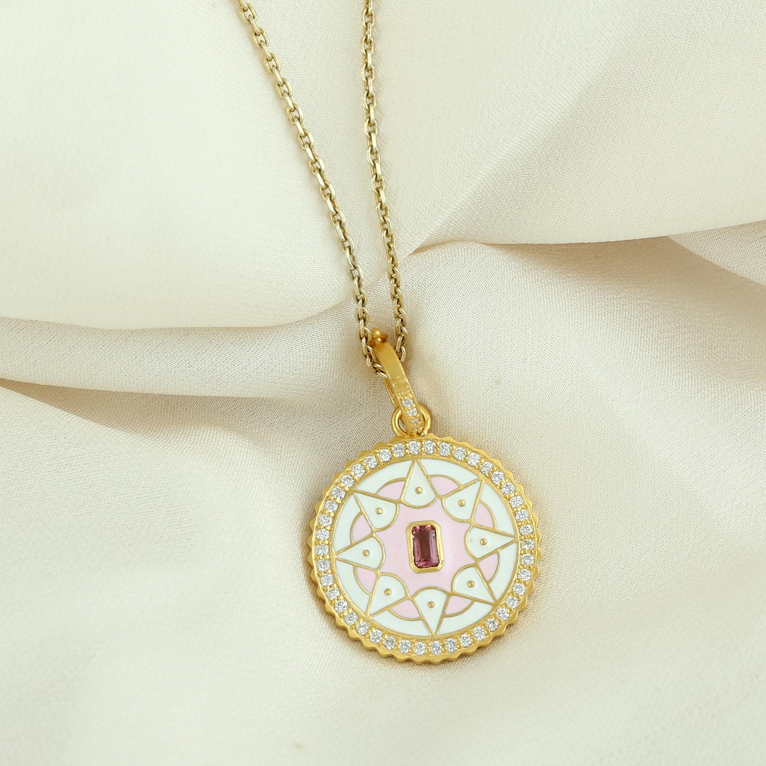 Artigiano Ciondolo Mandala smaltato con diamanti in oro giallo 14k in vendita
