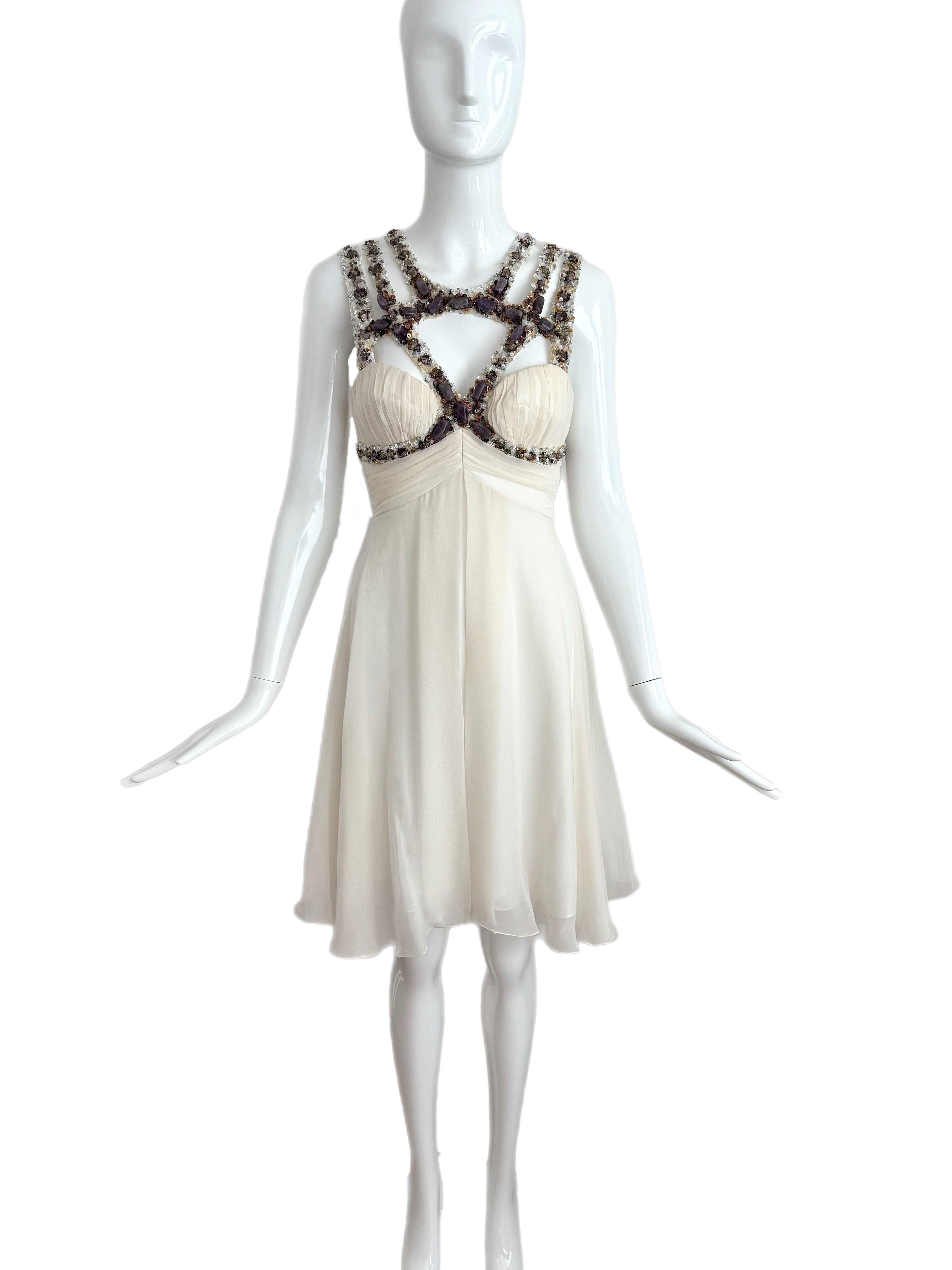 MANDALAY Vintage Elfenbein Seide verschönertes Babydoll-Kleid Braut-/Hochzeitskleid aus Seide im Zustand „Neu“ im Angebot in Leonardo, NJ
