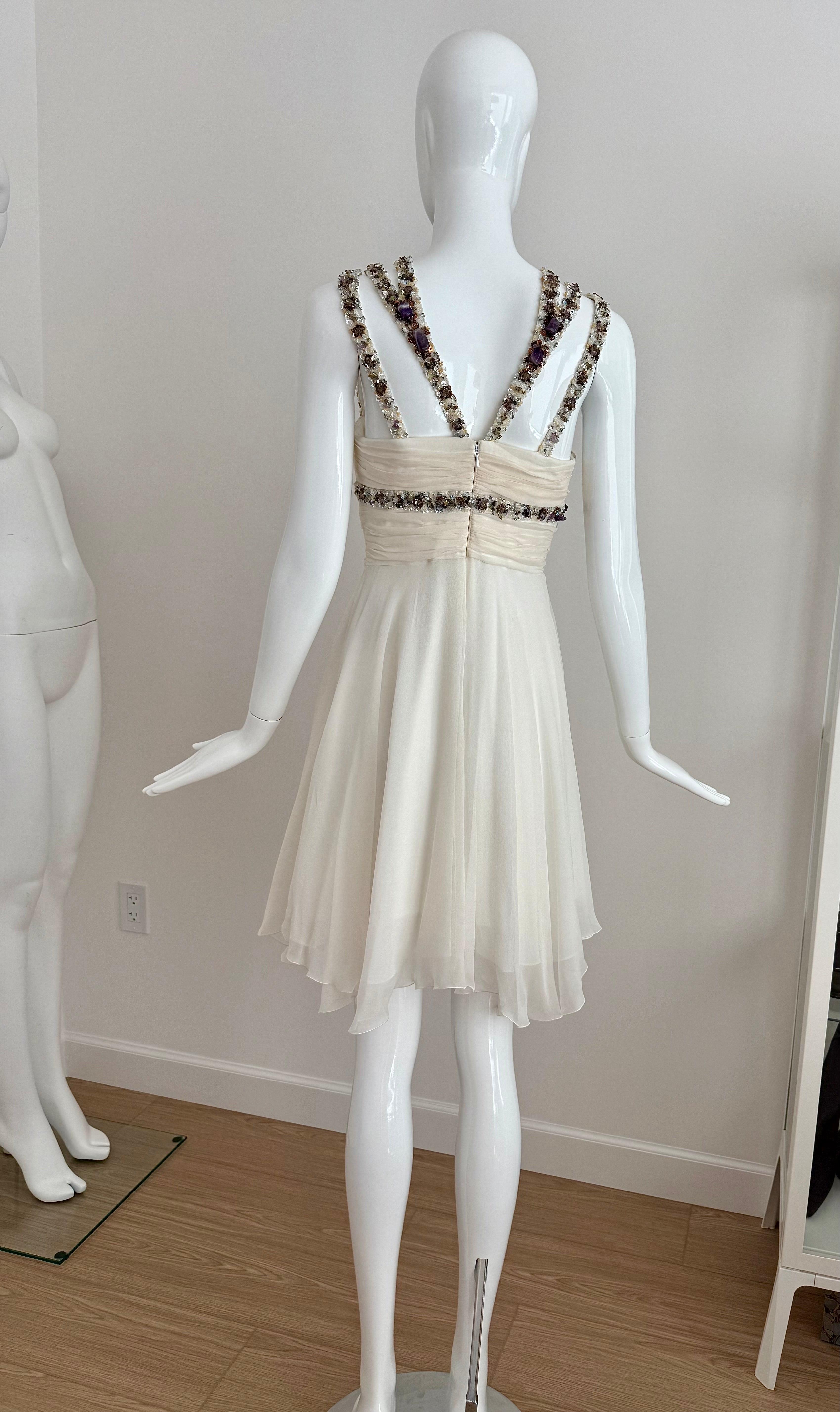MANDALAY Vintage Elfenbein Seide verschönertes Babydoll-Kleid Braut-/Hochzeitskleid aus Seide im Angebot 3