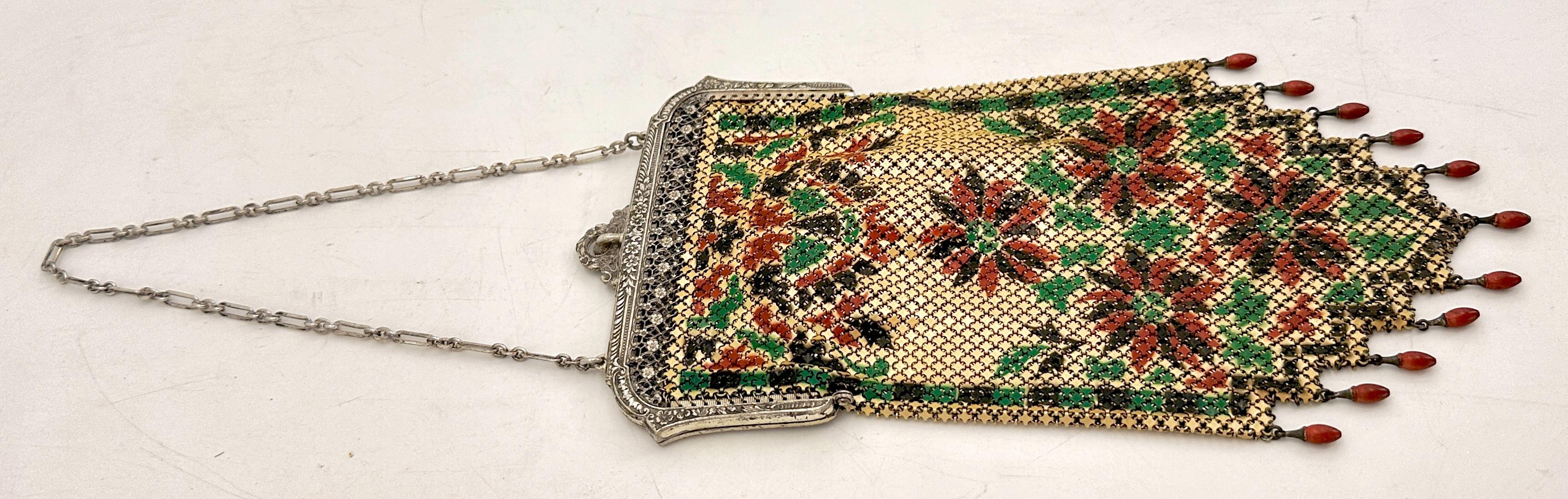 Mandalian Art Deco Flapper Emaille Mesh Geldbörse mit Blumenmotiv und Tropfen Perlen (amerikanisch) im Angebot