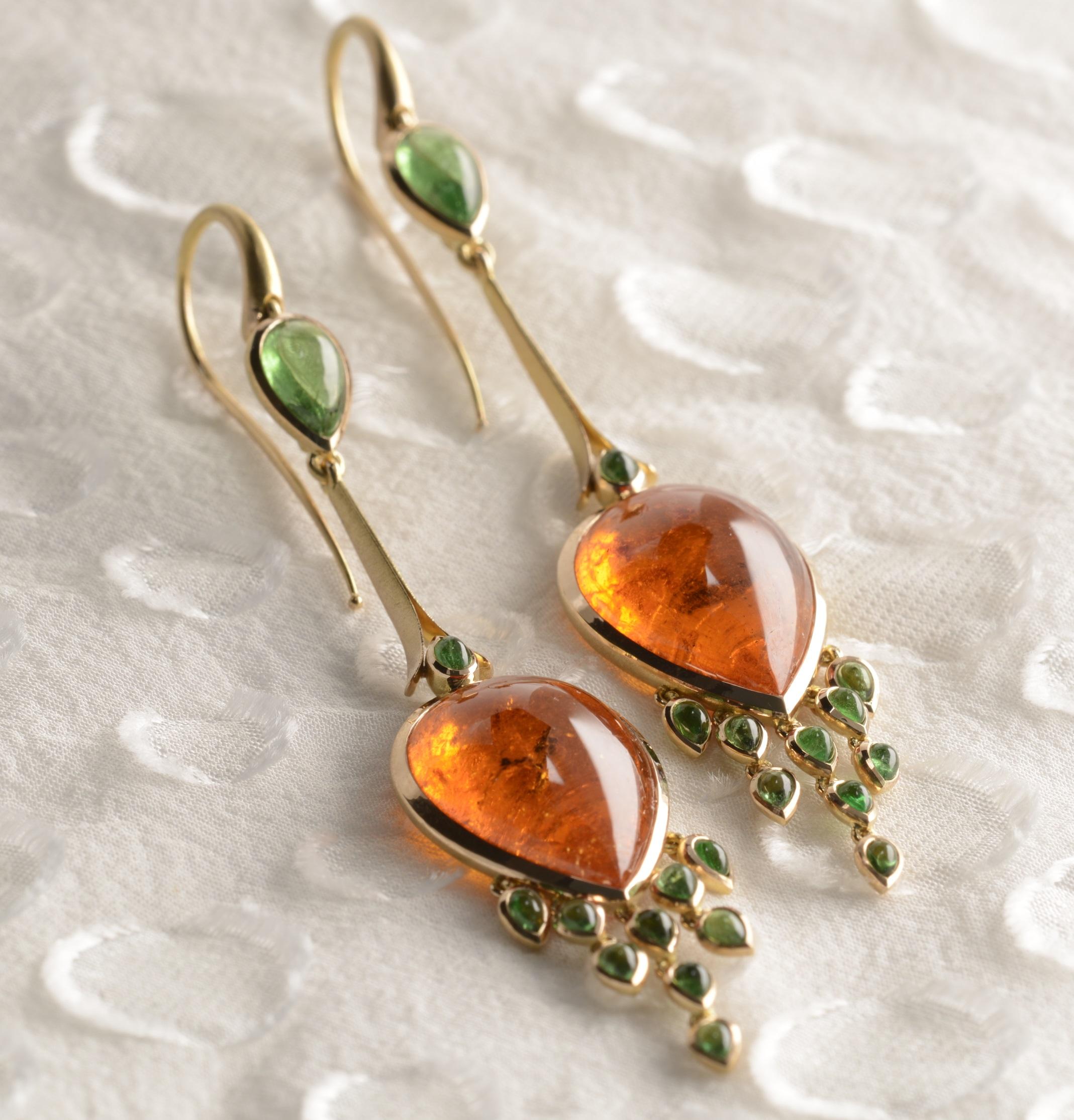 Mandarin and Tsavorite Garnet Chandelier Earrings in 18 Karat Gold For Sale 4