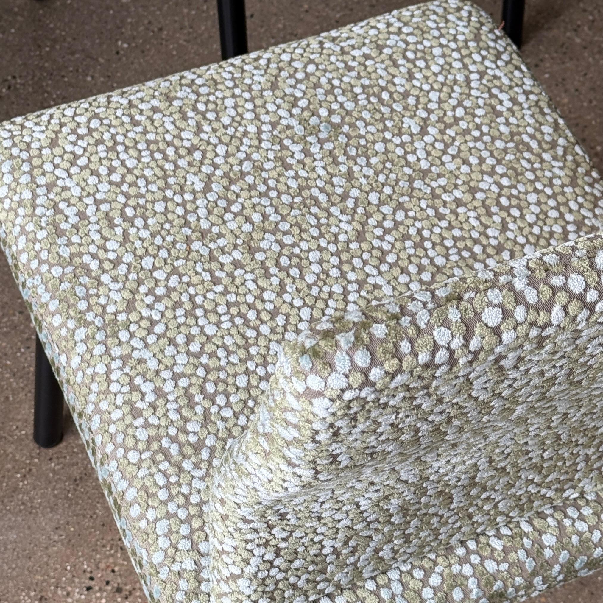 Sedie Mandarin di Ettore Sottsass per Knoll in Pollack Prosecco In condizioni buone in vendita a Chicago, IL