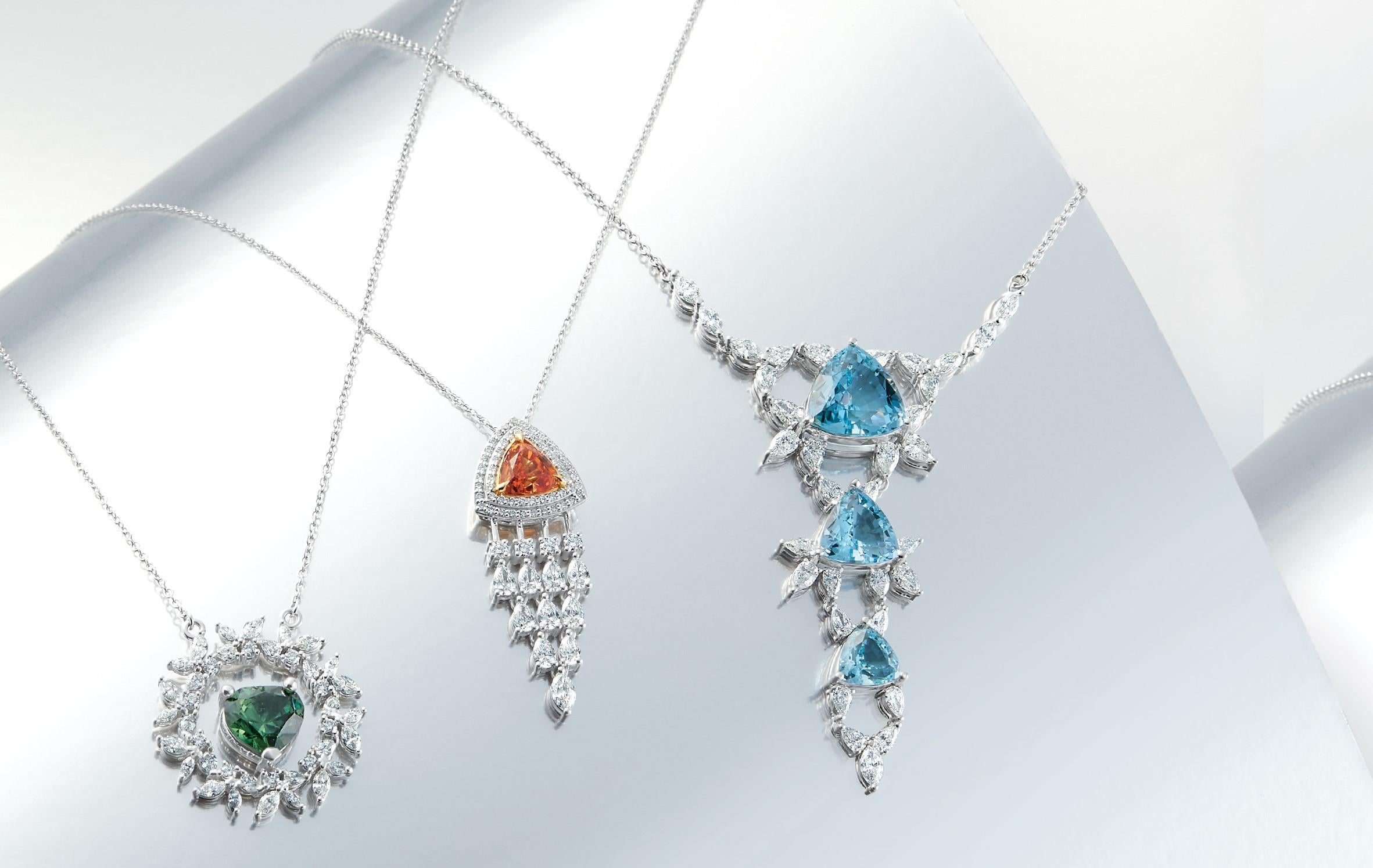Mandarin-Granat und Diamant-Anhänger-Halskette im Zustand „Neu“ im Angebot in Overland Park, KS