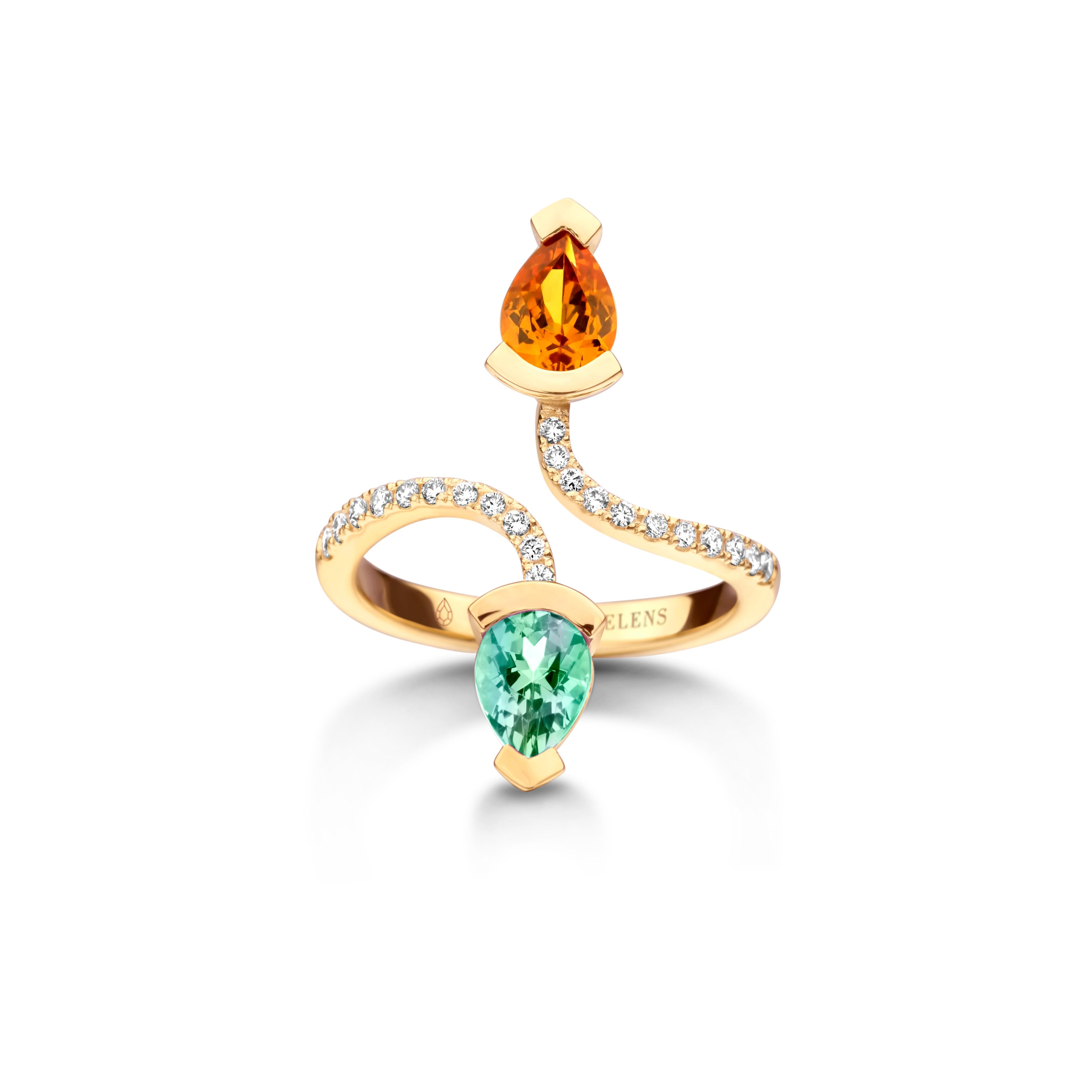 Adeline Duo ring in 18Kt rose gold 5g set with a pear-shaped mandarin garnet 0,70 Ct, a pear-shaped mint tourmaline 0,70 Ct and 0,19 Ct of white brilliant cut diamonds - VS F quality. Celine Roelens, a goldsmith and gemologist, is specialized in