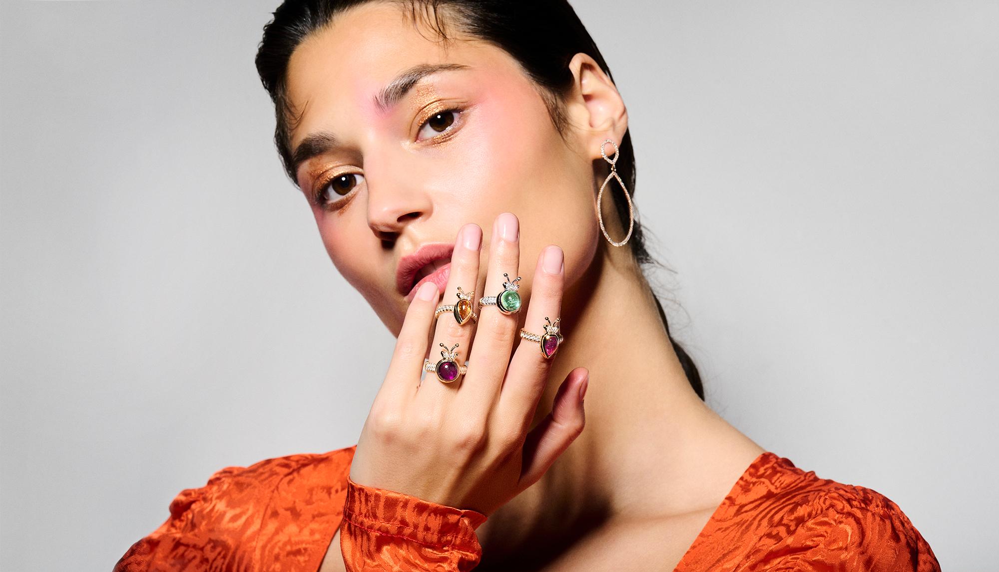 Mandarin Garnet Diamond 18 Karat Yellow Gold Modern Ring In New Condition For Sale In GENT, BE
