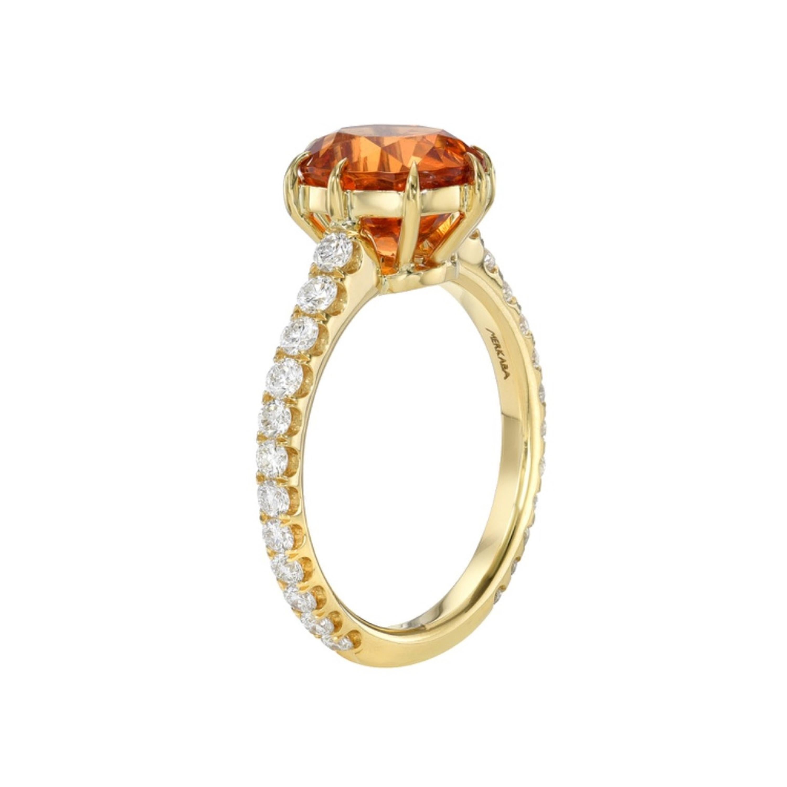 Anello con granato mandarino ovale in oro giallo 18 carati con diamanti - Regalo romantico Beverly Hills in vendita 5
