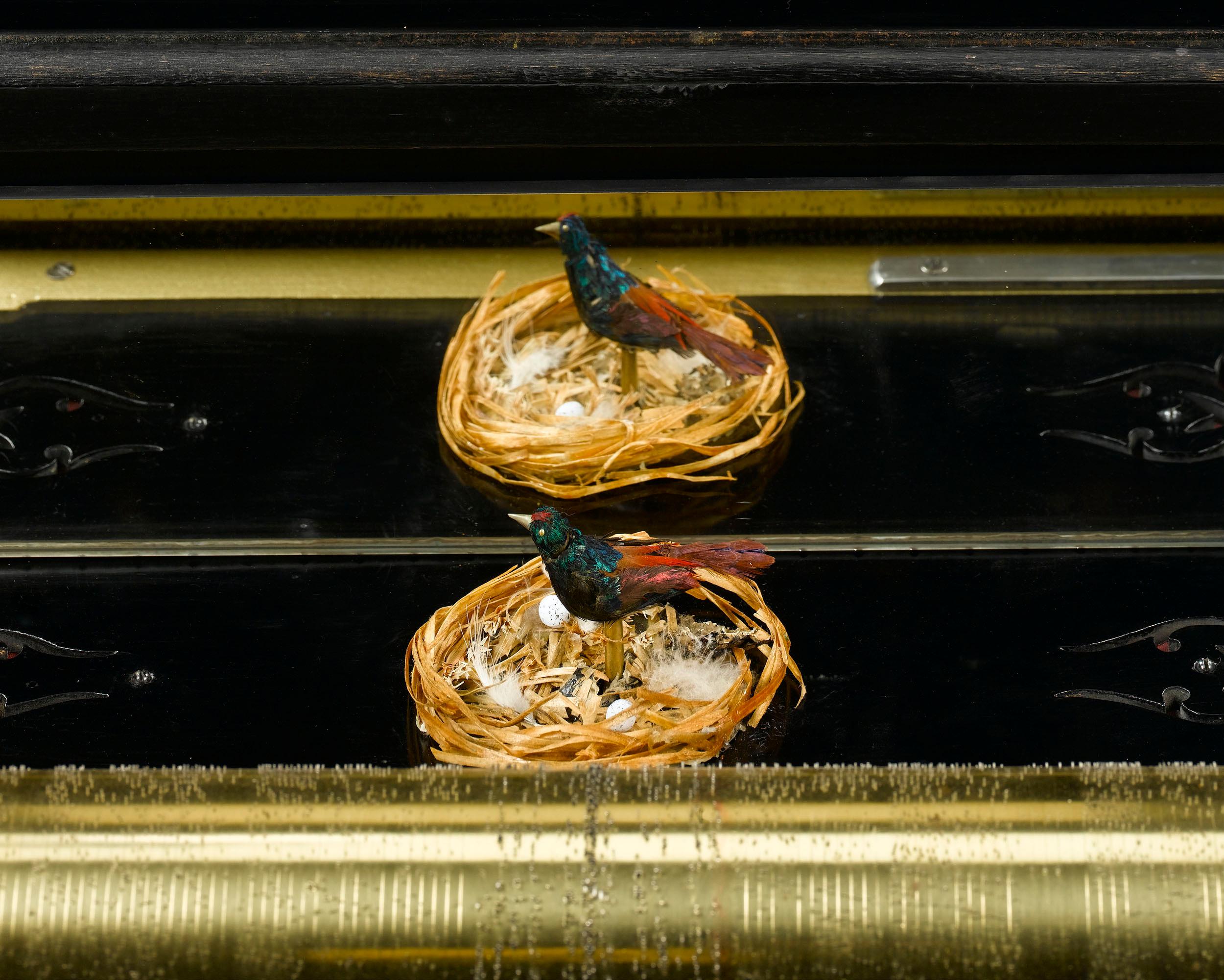 Autrichien Boîte à musique Automaton Mandoline Oiseau chanteur en vente