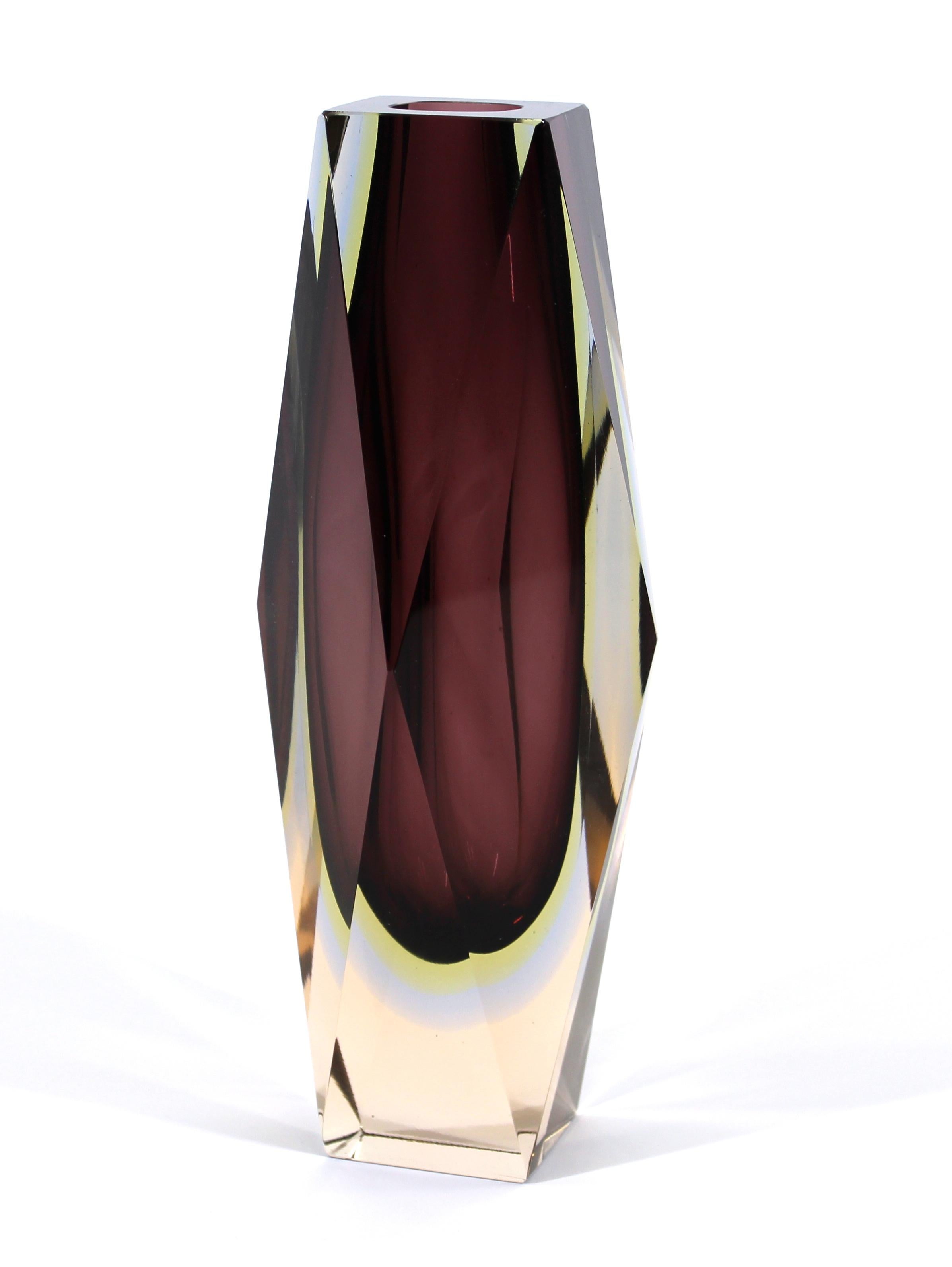 Mandruzzato Italian Modern Sommerso Glass Vase In Good Condition For Sale In New York, NY