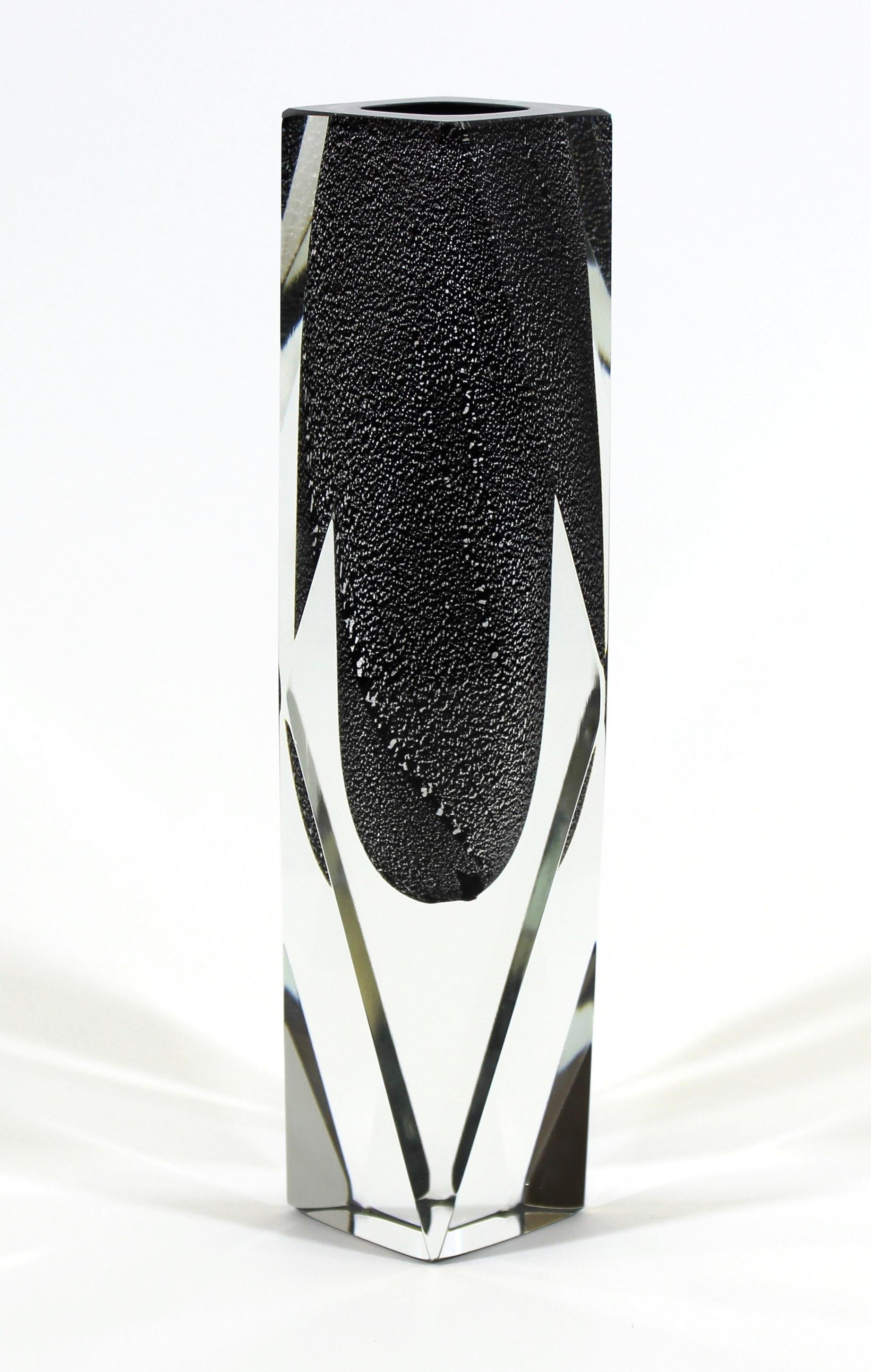 Italian modern black and silver flecked glass vase made with the sommerso technique by Mandruzzato in Murano. In great vintage condition with age-appropriate wear.
