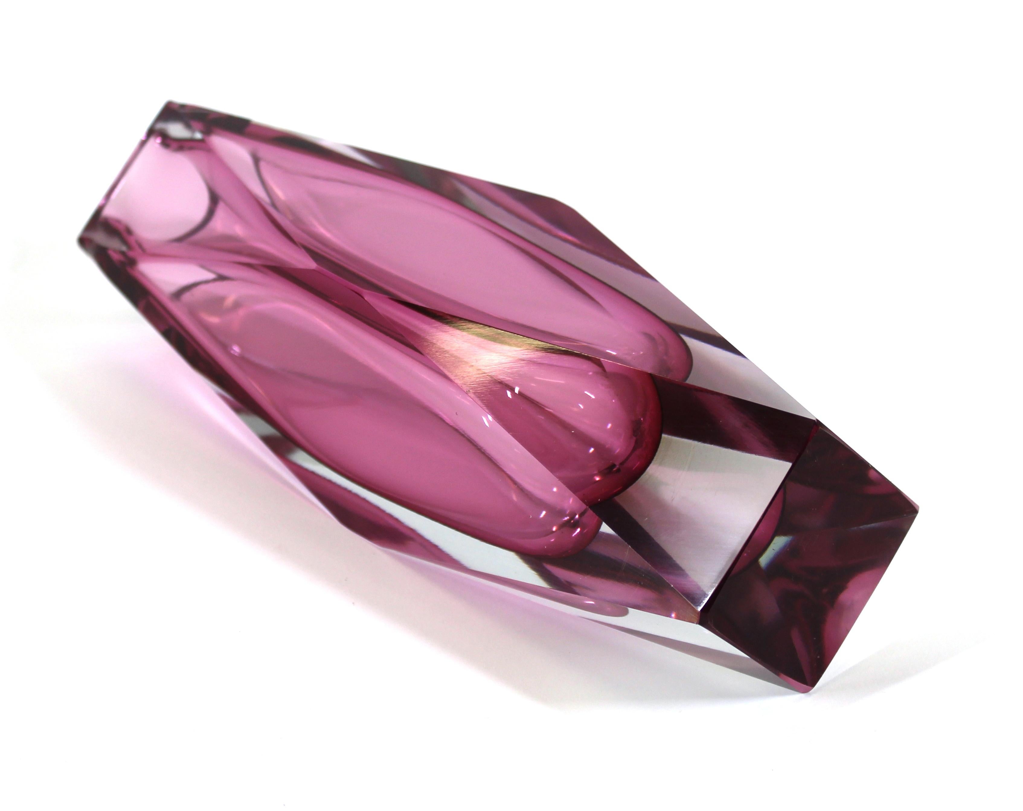 Mandruzzato Italian Modern Sommerso Glass Vase in Pink 1