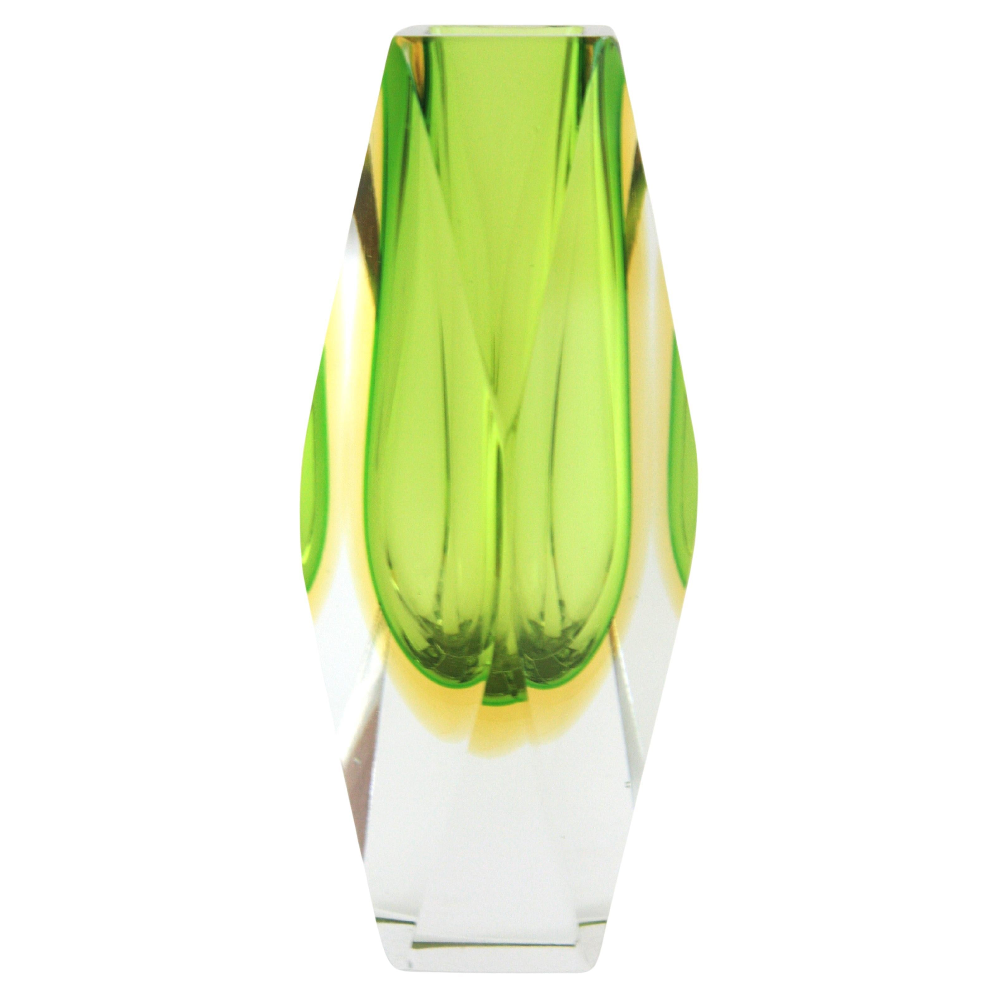 Mandruzzato Lime Green and Yellow Faceted Sommerso Vase, Italy 1960 For Sale