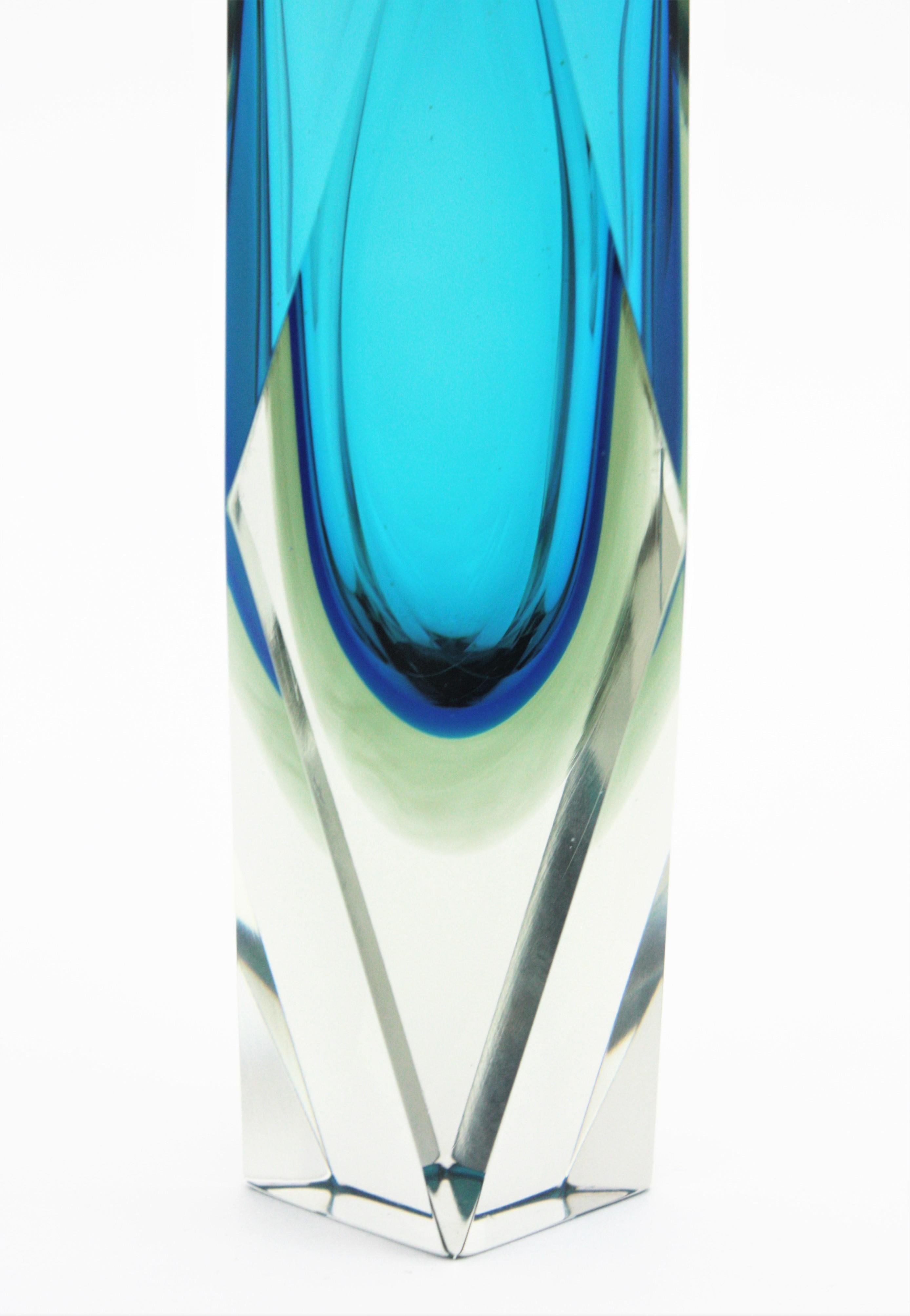 Mandruzzato Murano Blue Sommerso Faceted Art Glass Vase For Sale 1