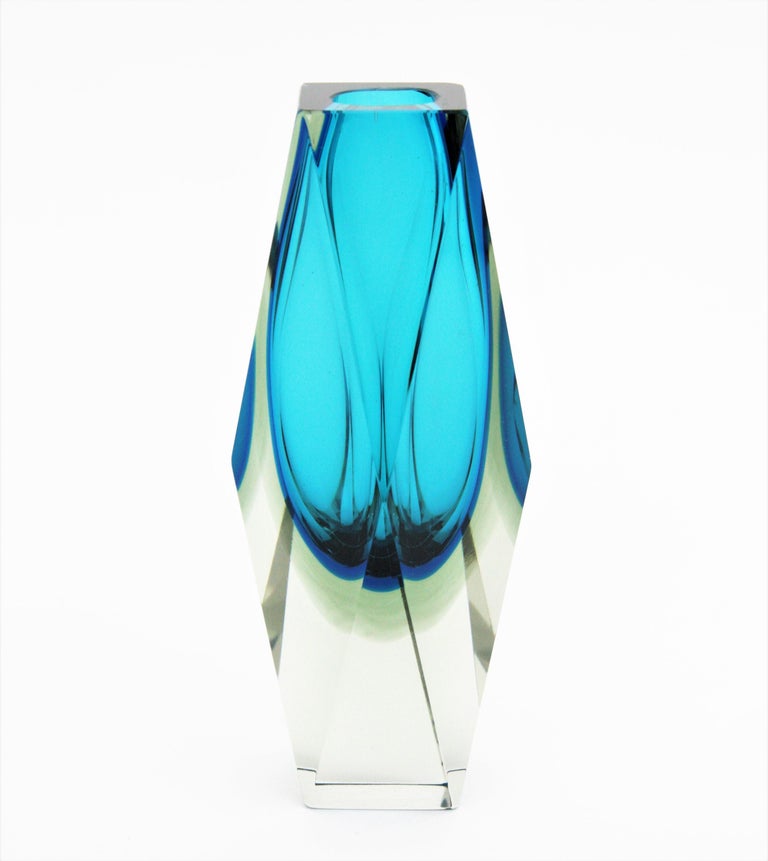 Mid-Century Modern Mandruzzato Murano Blue Sommerso Faceted Art Glass Vase For Sale