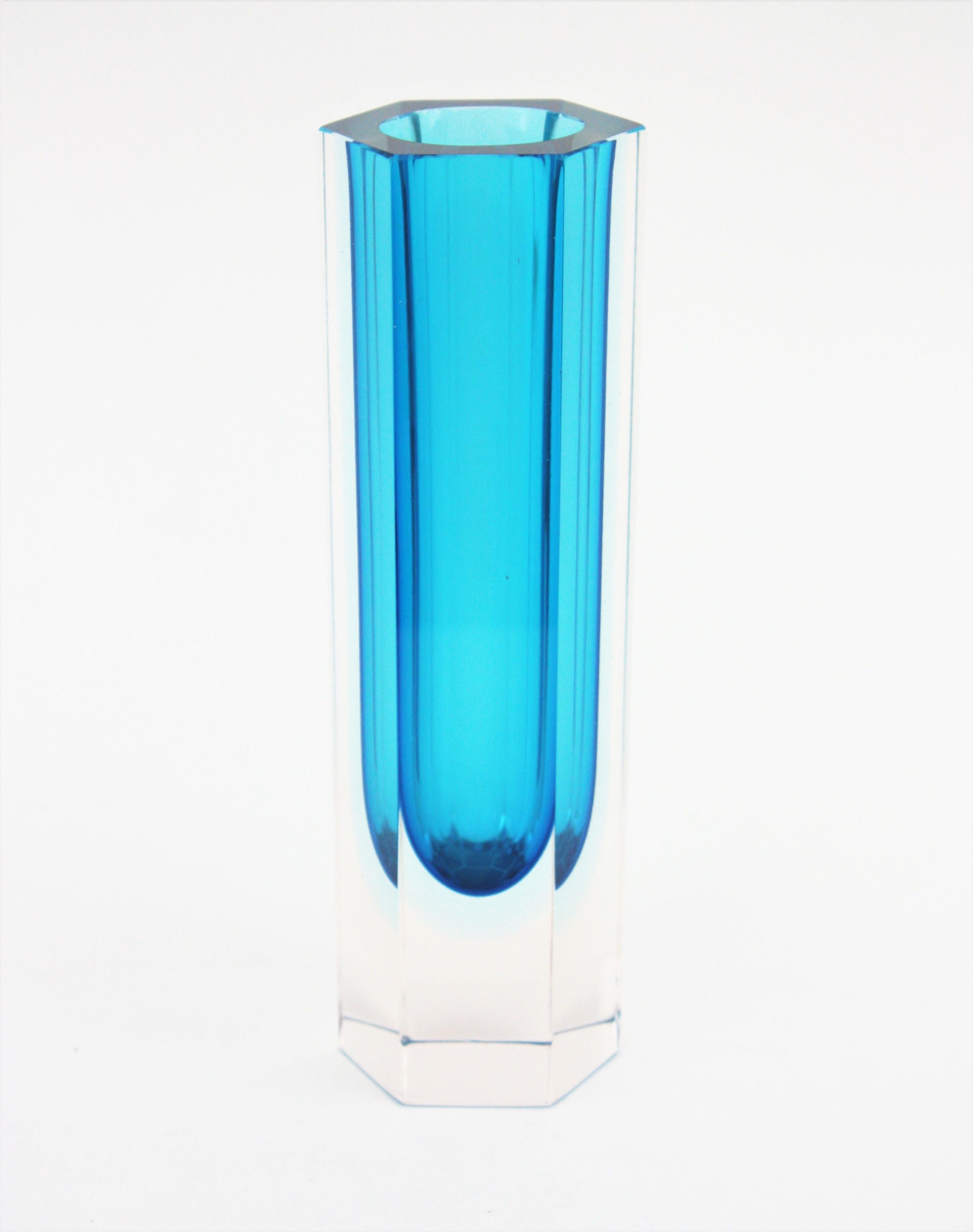 Mandruzzato Murano Faceted Sommerso Blue Clear Hexagon Art Glass Vase For Sale 7