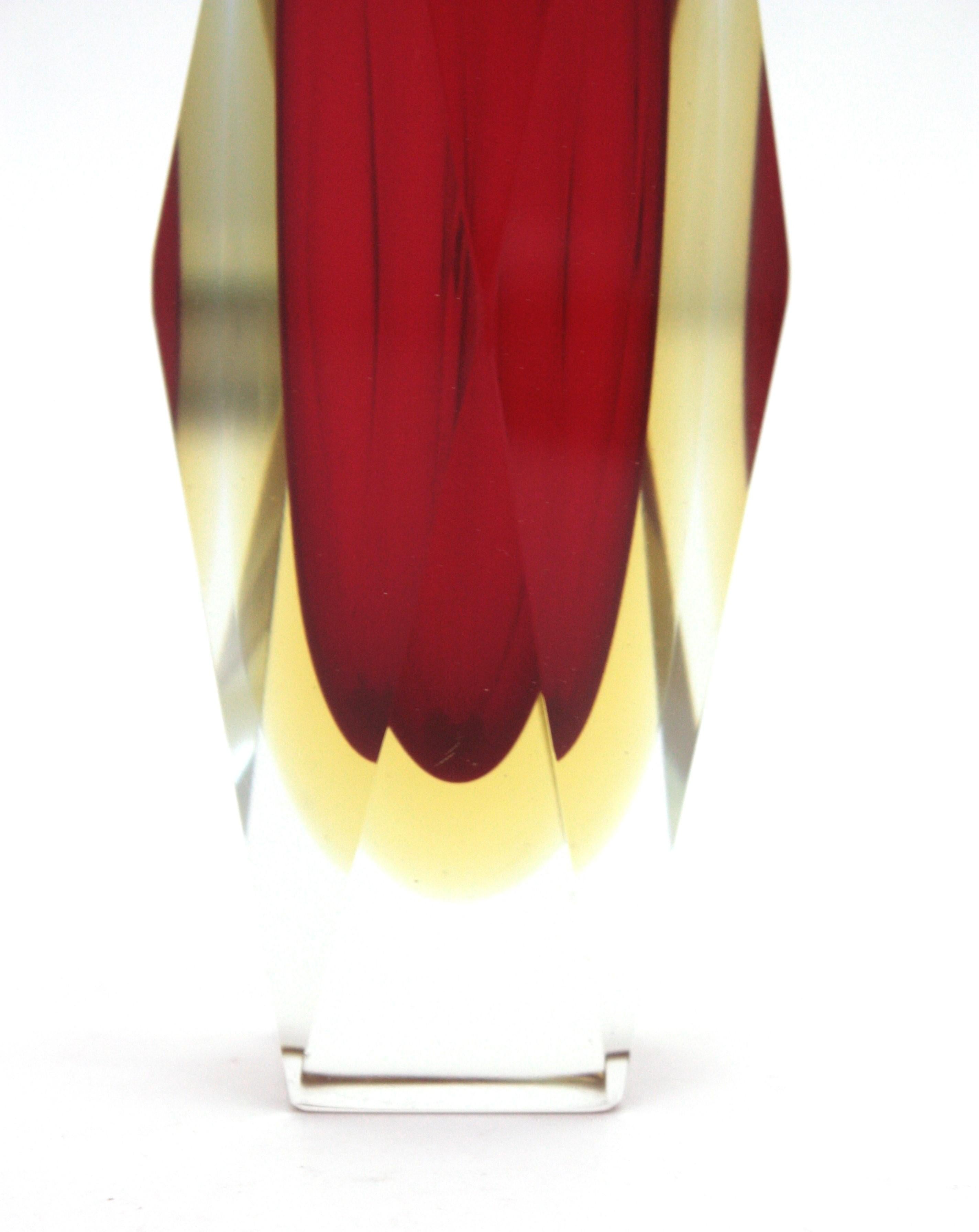 Mandruzzato Murano Faceted Sommerso Red and Yellow Art Glass Vase For Sale 1