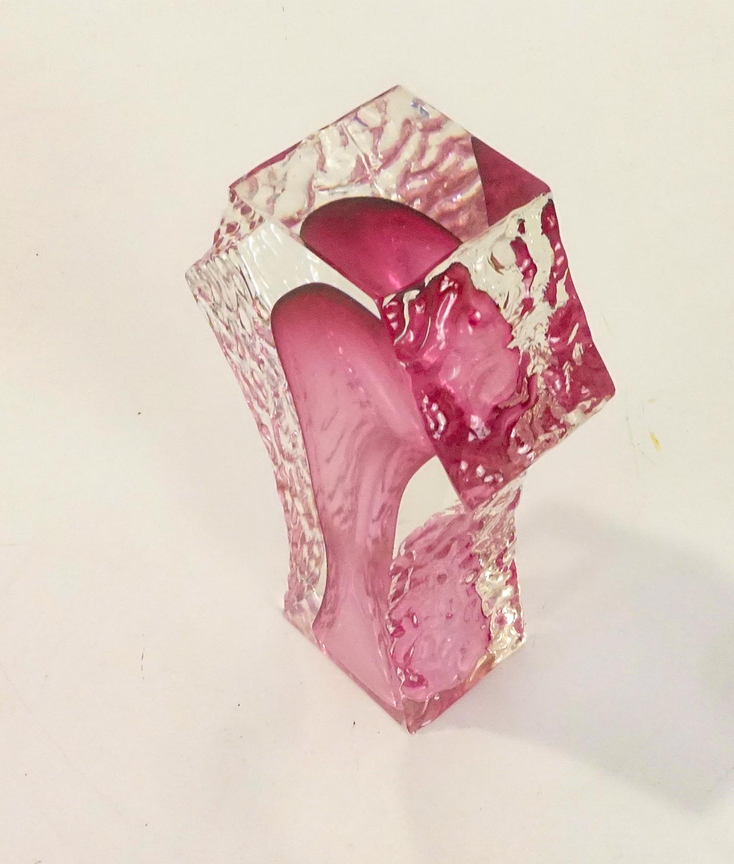 Mandruzzato Murano Sommerso Ice Pink Faceted Vase For Sale 3