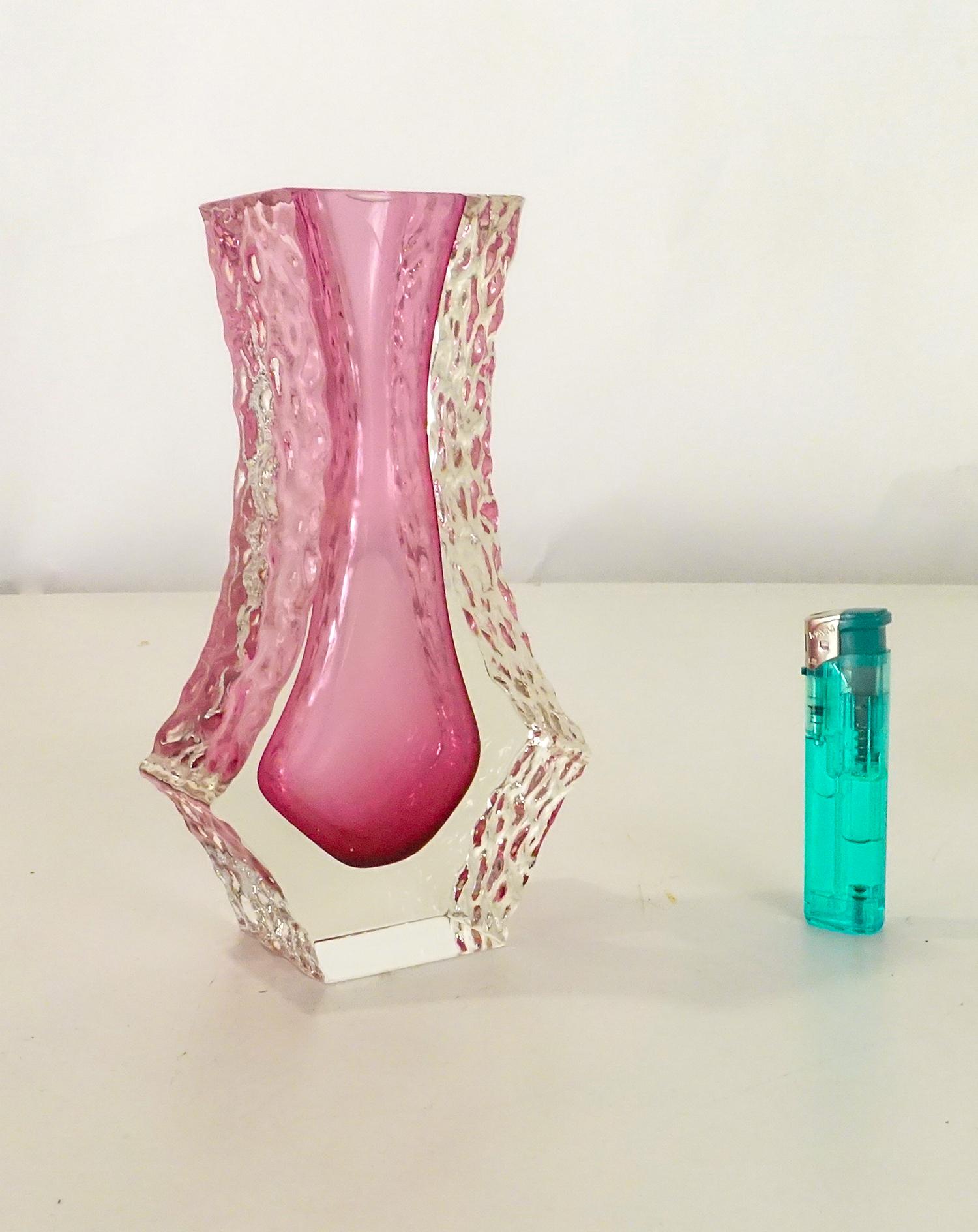 Mandruzzato Murano Sommerso Ice Pink Faceted Vase For Sale 4