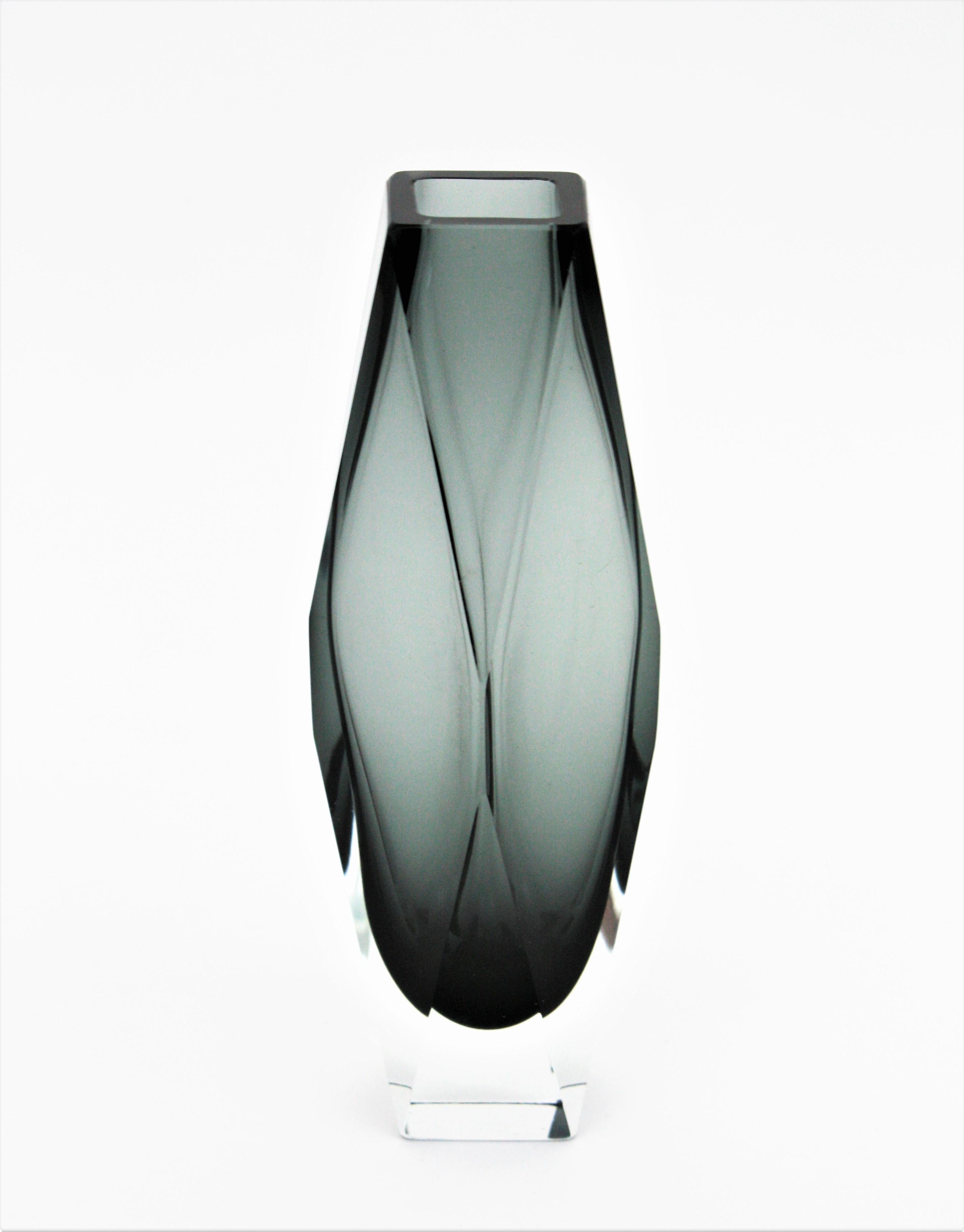 Mid-Century Modern Mandruzzato Murano Sommerso Smoked Grey and Clear Faceted Art Glass Vase