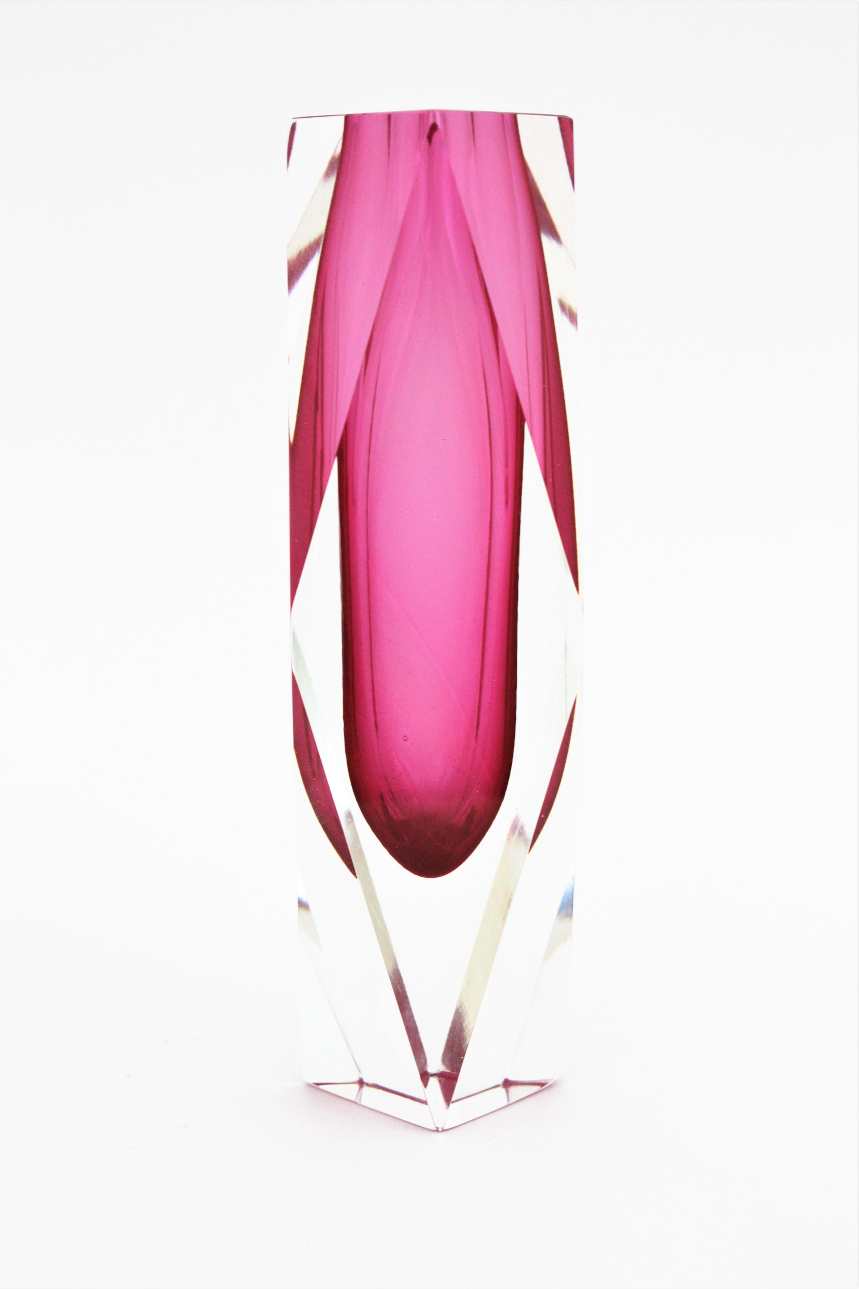 Mandruzzato Pink Murano Sommerso Faceted Vase 3
