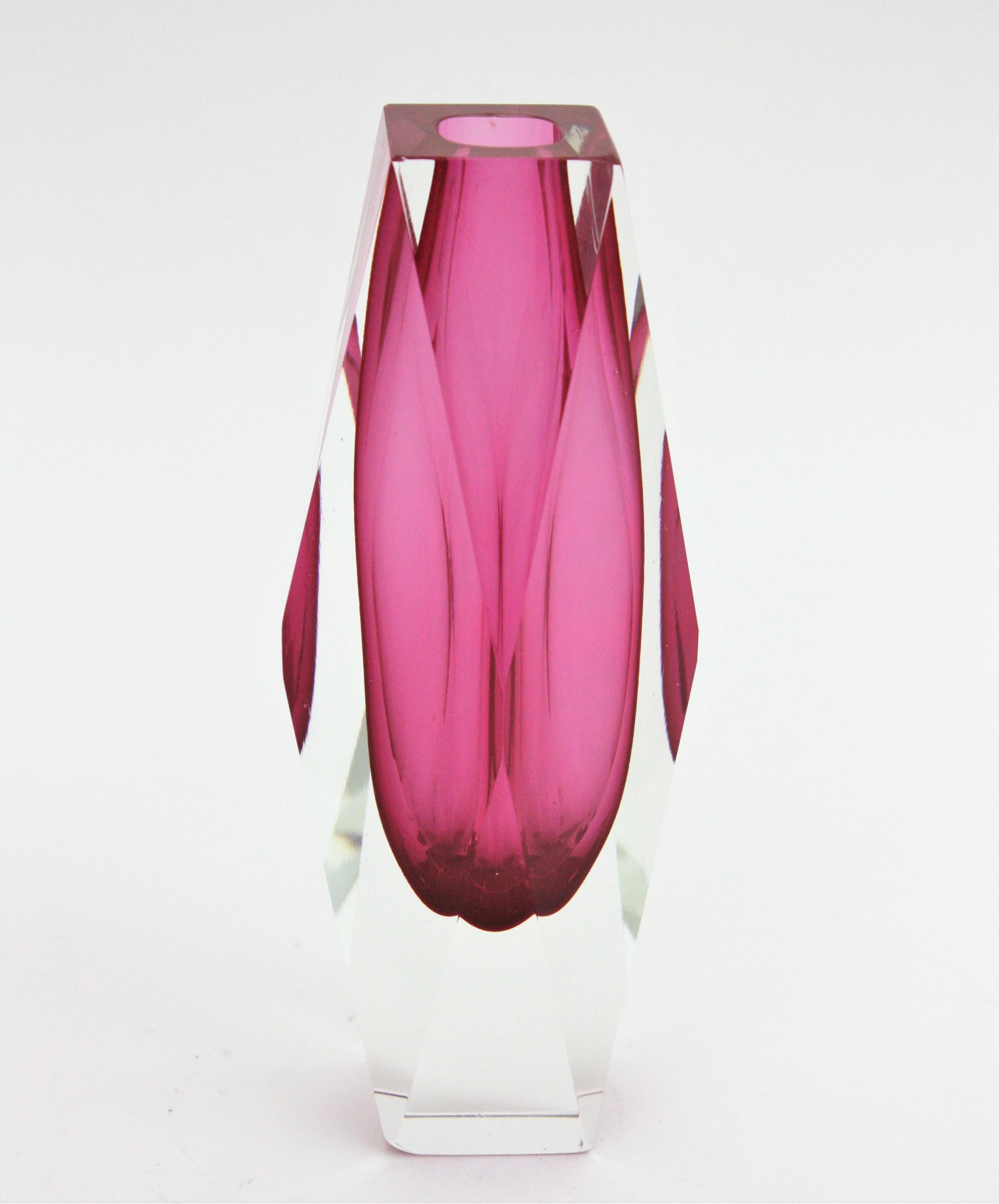 Mid-Century Modern Mandruzzato Pink Murano Sommerso Faceted Vase