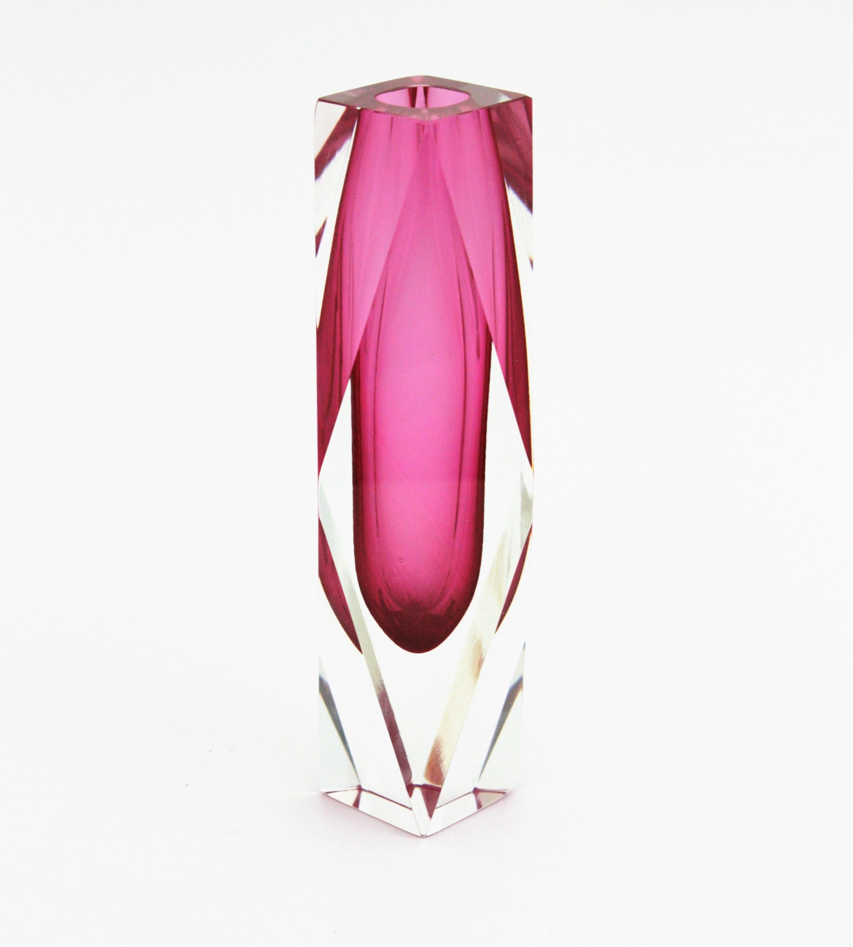 Mandruzzato Pink Murano Sommerso Faceted Vase 2