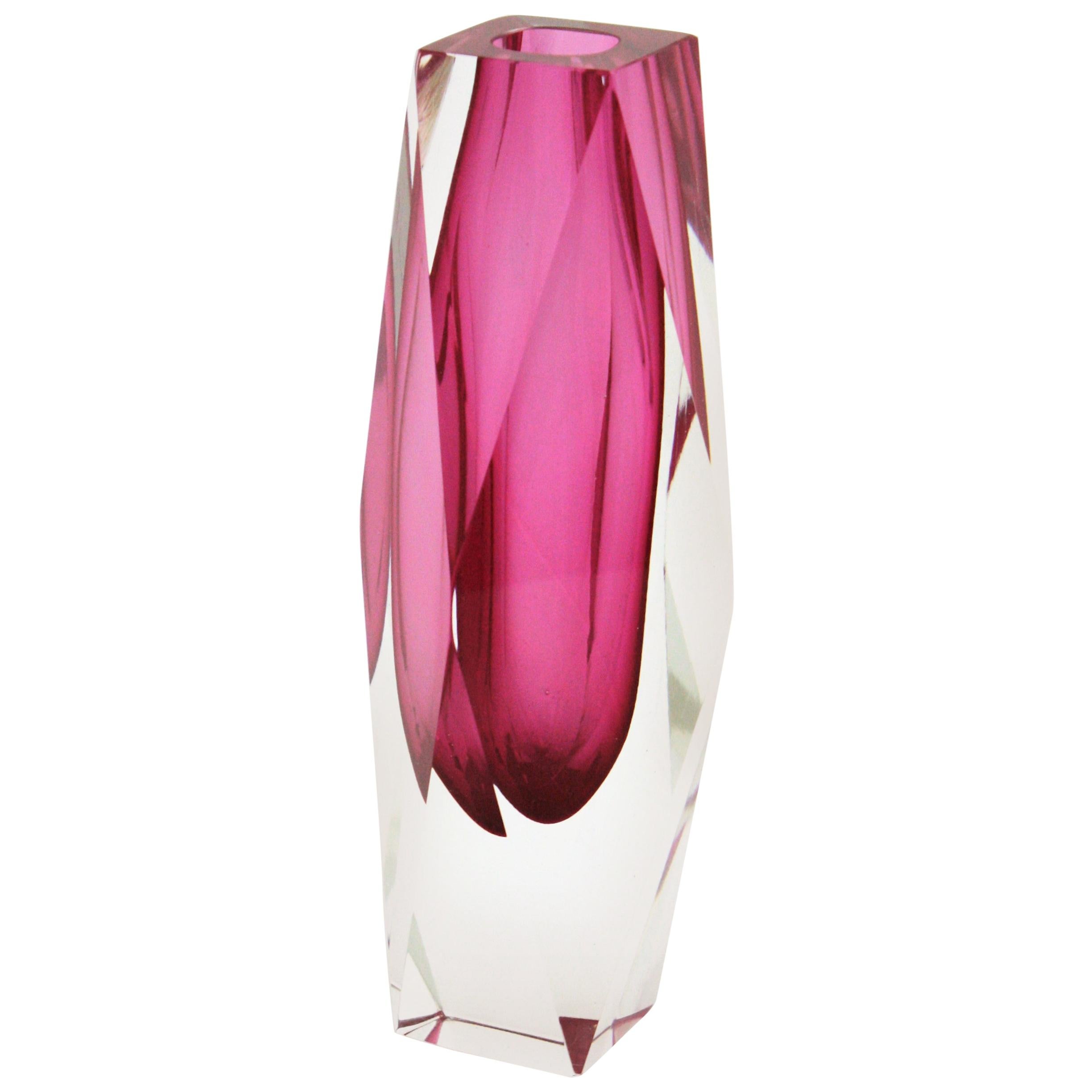 Mandruzzato Pink Murano Sommerso Faceted Vase