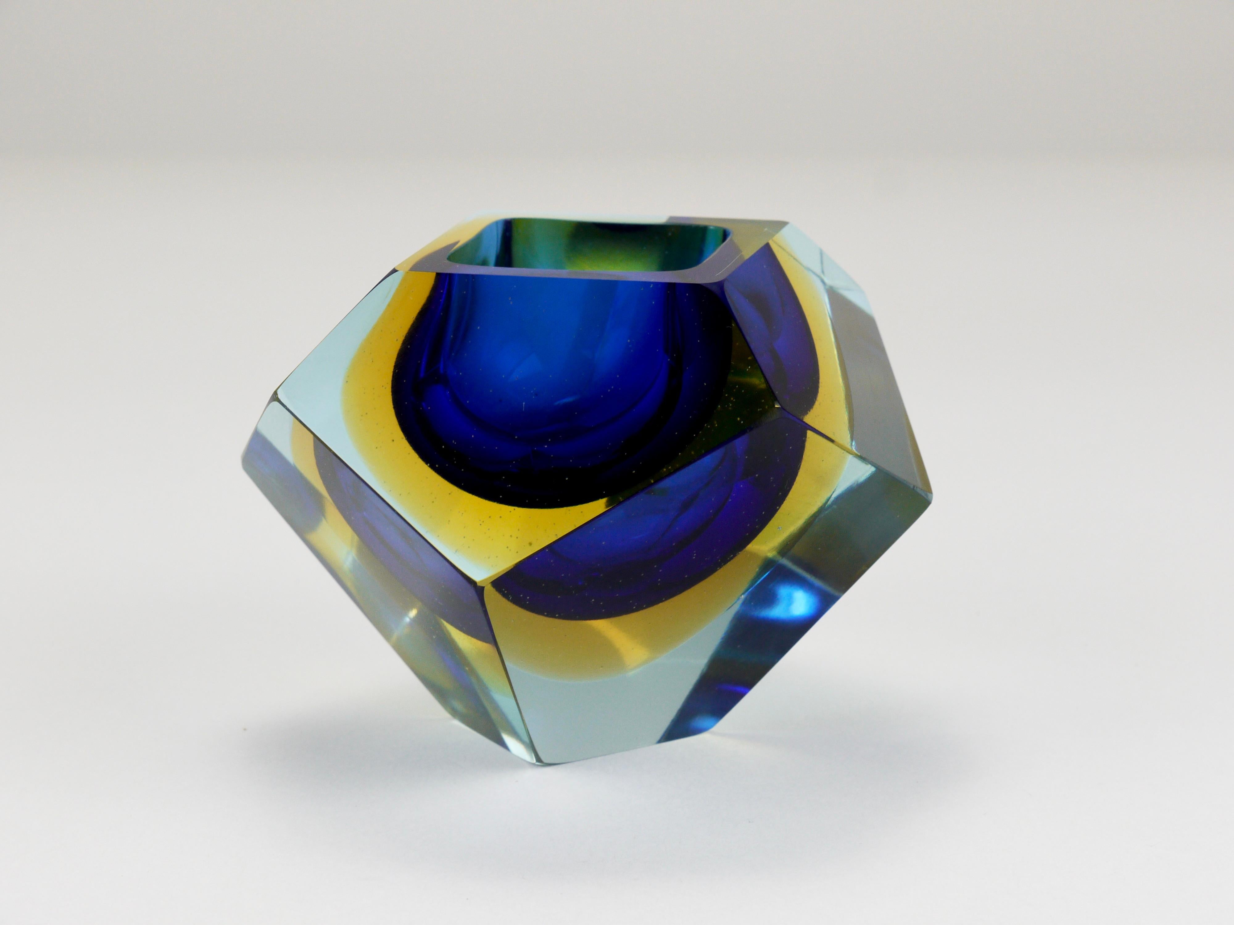 Mandruzzato Sommerso Faceted Diamond Caviar Bowl, Murano Glass, Italy, 1960s For Sale 9