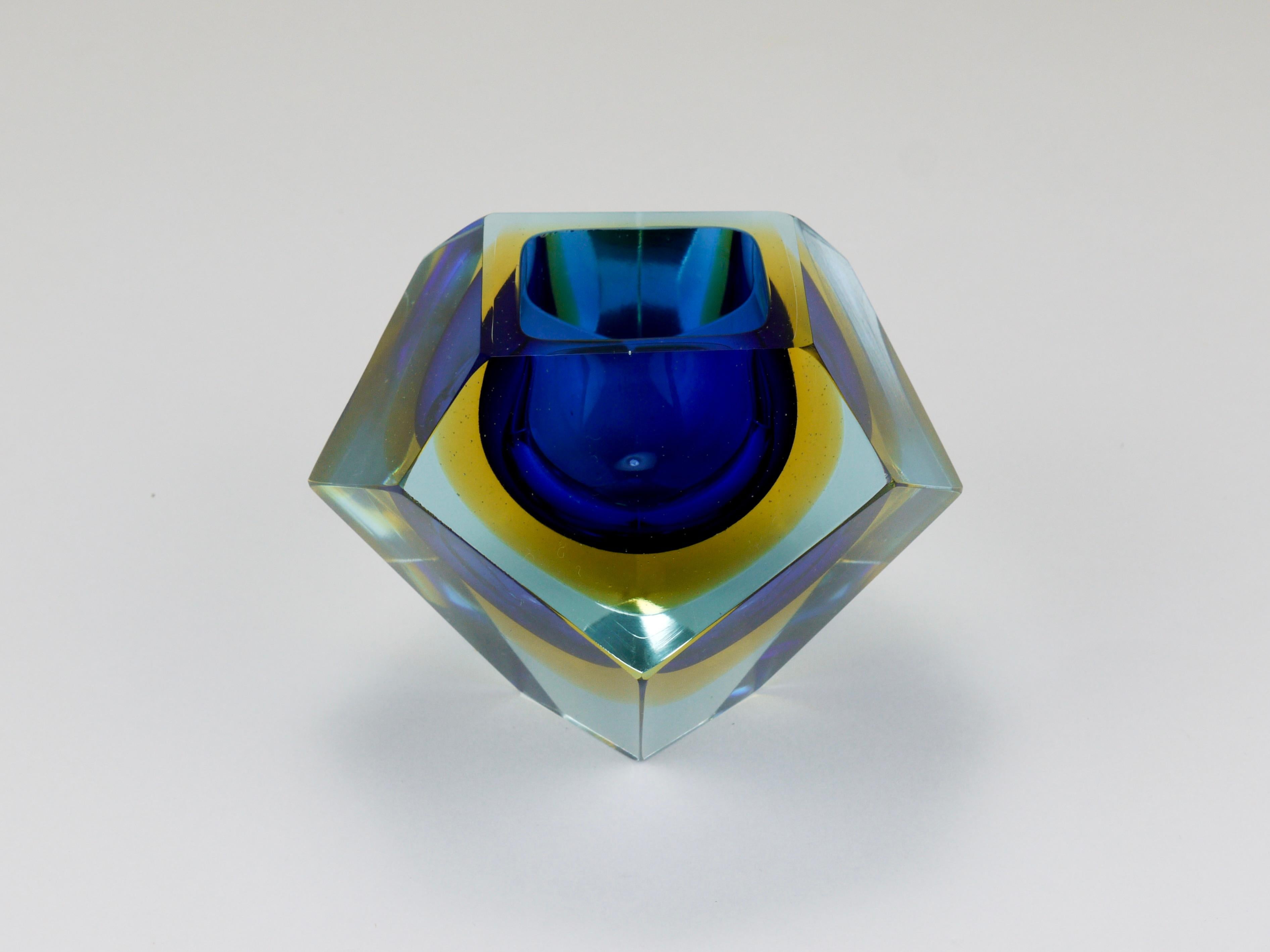 Mandruzzato Sommerso Faceted Diamond Caviar Bowl, Murano Glass, Italy, 1960s For Sale 1