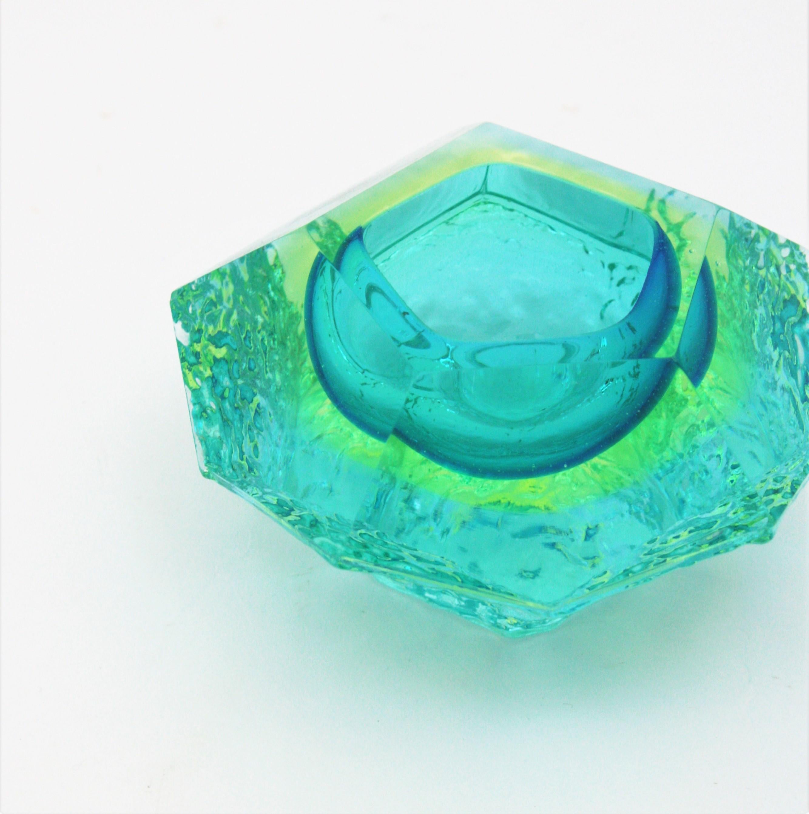 Mandruzzato Sommerso Mint Green Lime Blue Ice Glass Faceted Murano Bowl /Ashtray 1