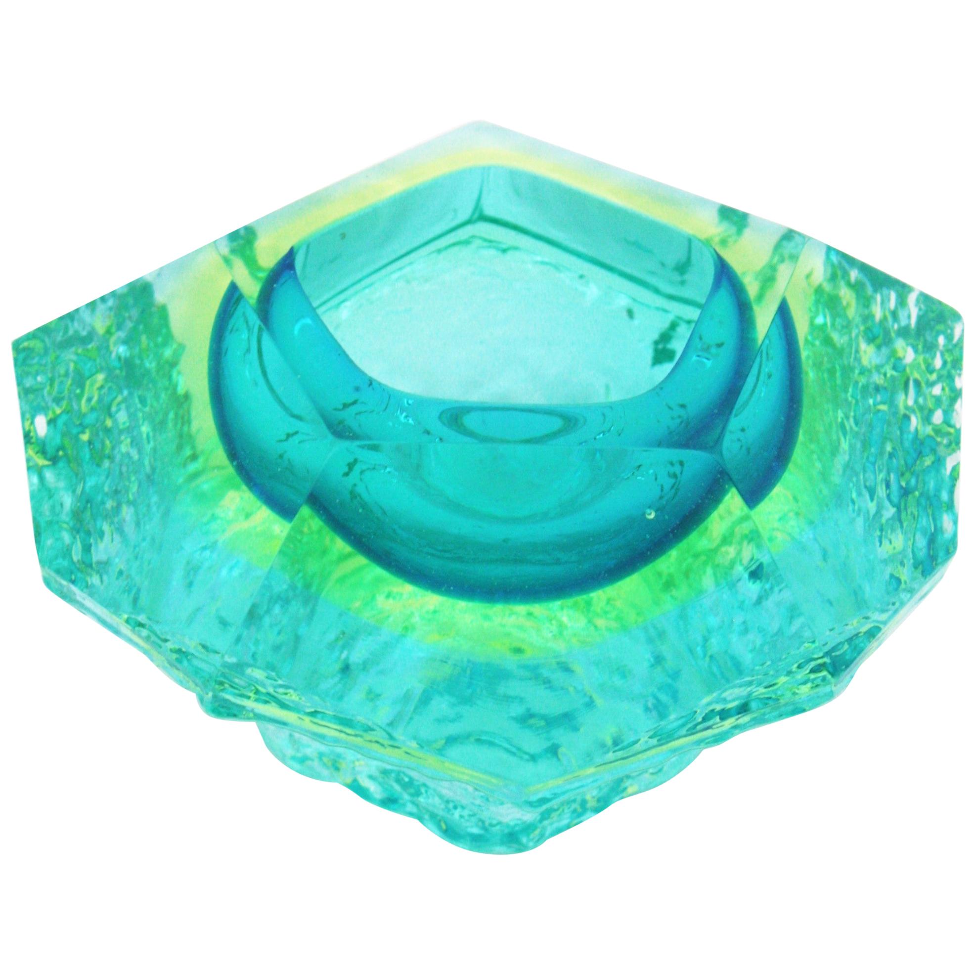 Mandruzzato Sommerso Mint Green Lime Blue Ice Glass Faceted Murano Bowl /Ashtray