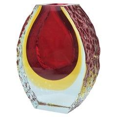 Mandruzzato Sommerso Murano Textured Facetted Art Glass Vase, Italy, 1970s