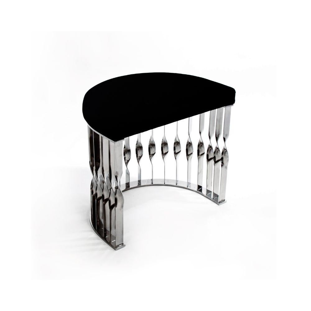 This fluid and unusual stool transcend design and jewellery. Conceived from a cuff bracelet, the Mandy stool will embellish any setting with its soft black velvet upholstery and a base in twisted high-gloss polished brass.

Upholstery: Lux Velvet