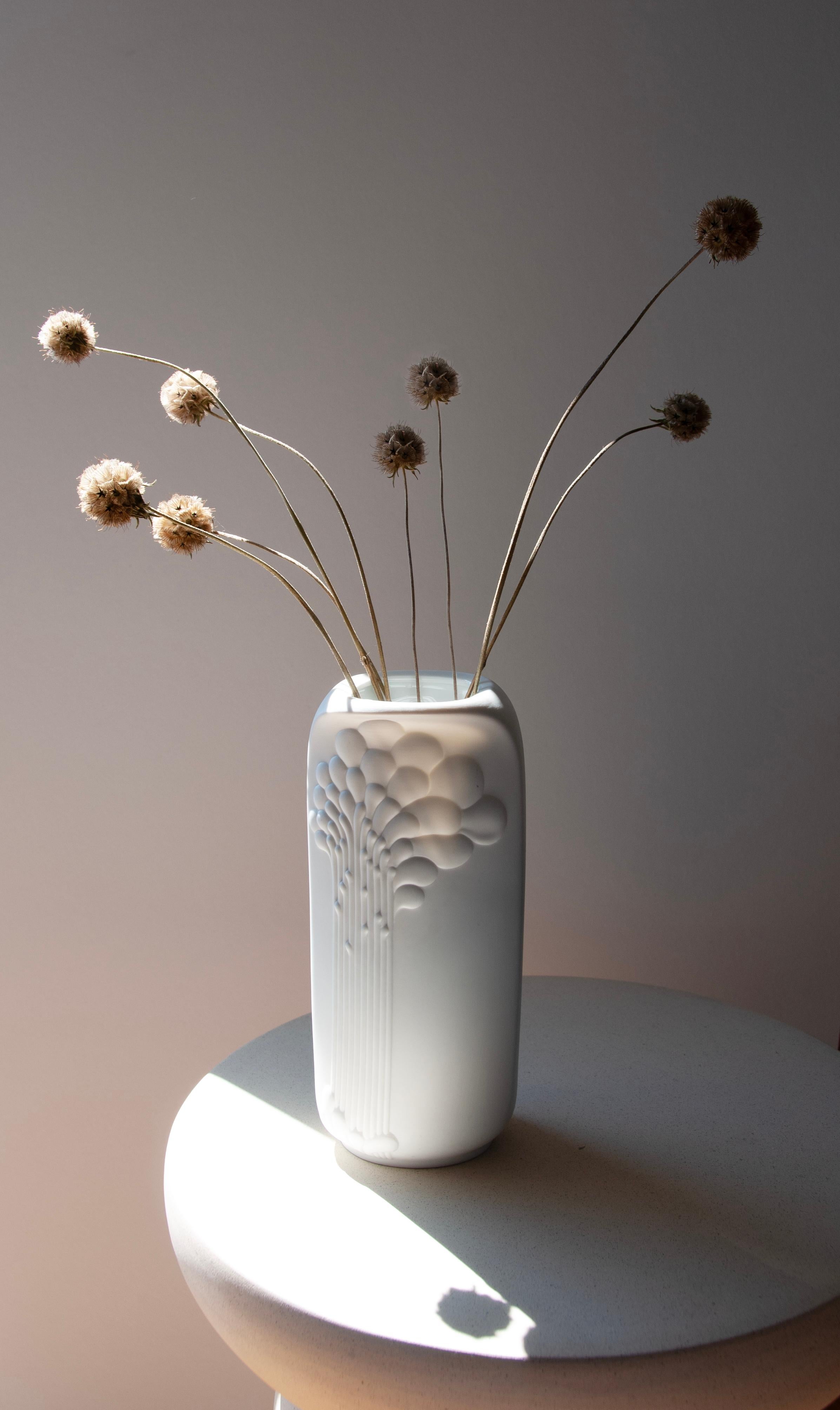 Mid-Century Modern Manfred Frey for AK Kaiser White Art Deco Bisque Porcelain Vase, 1960s