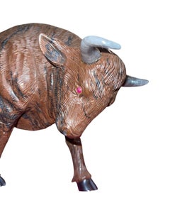 Manfred Gettman (attribuito a) Scultura di toro in ossidiana marrone e nera. Germania, XX secolo