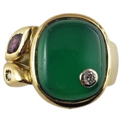 Vintage Manfredi 18 Karat Yellow Gold Green Chrysoprase and Diamond Ring