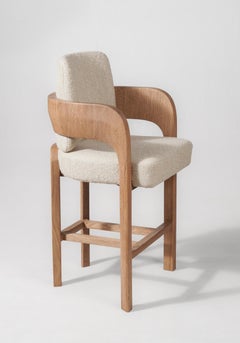 Silla de bar Mangala de roble macizo de Pendhapa