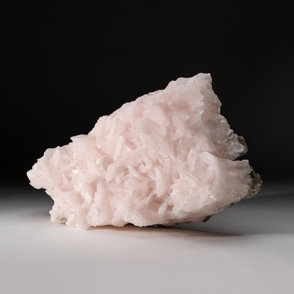 Chinese Manganoan Calcite From Chenzhou Prefecture, Hunan Province, China For Sale