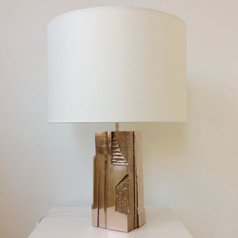 French Mangematin Sculptural Bronze Table Lamp, circa 1970, France For Sale