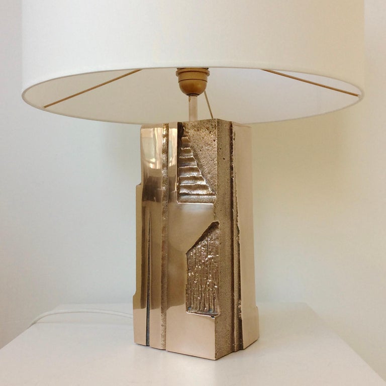 Mangematin Sculptural Bronze Table Lamp, circa 1970, France For Sale 2