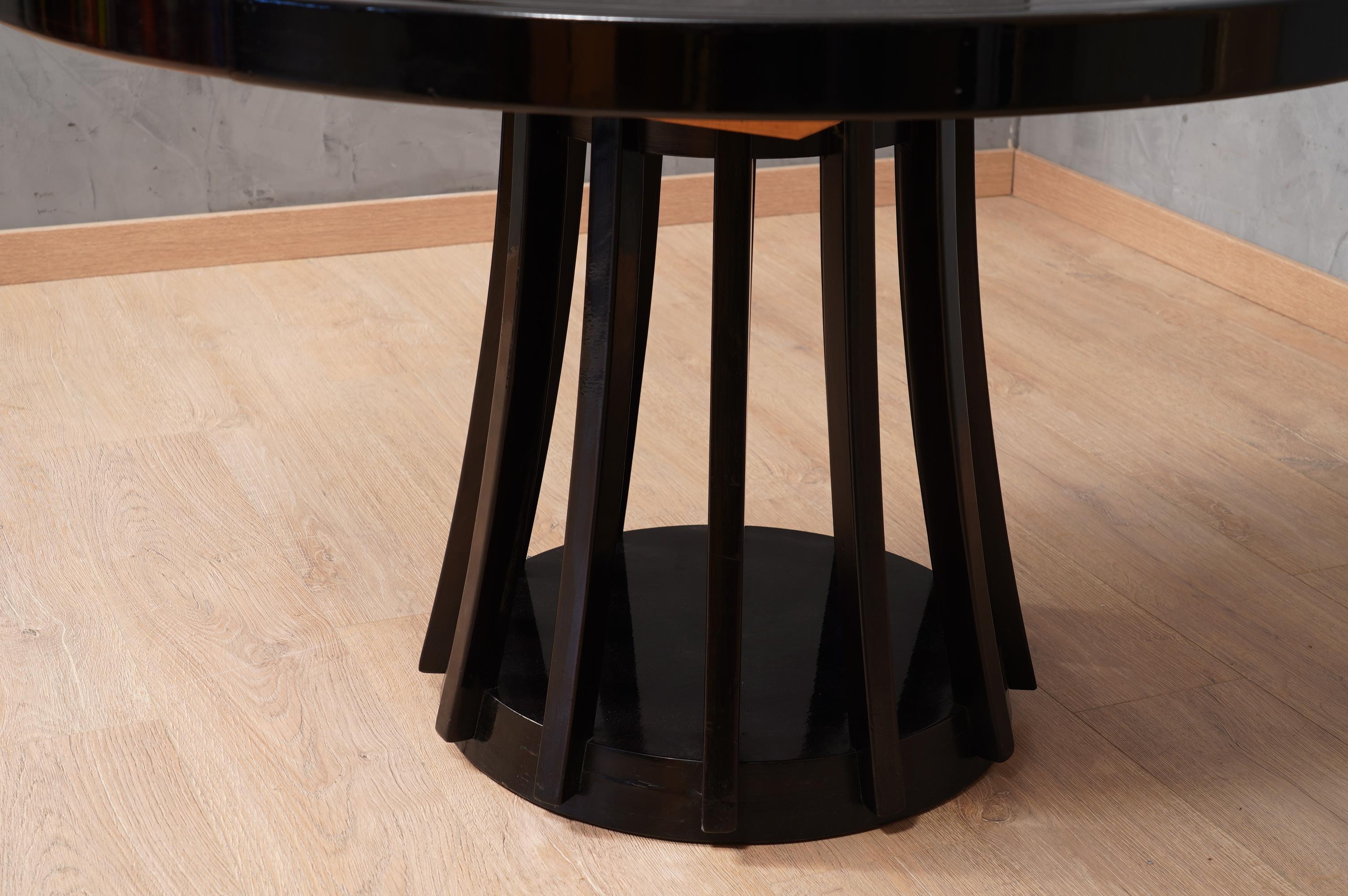 Mangiarotti Angelo Round Black Wood Dinning Table, 1970 For Sale 2
