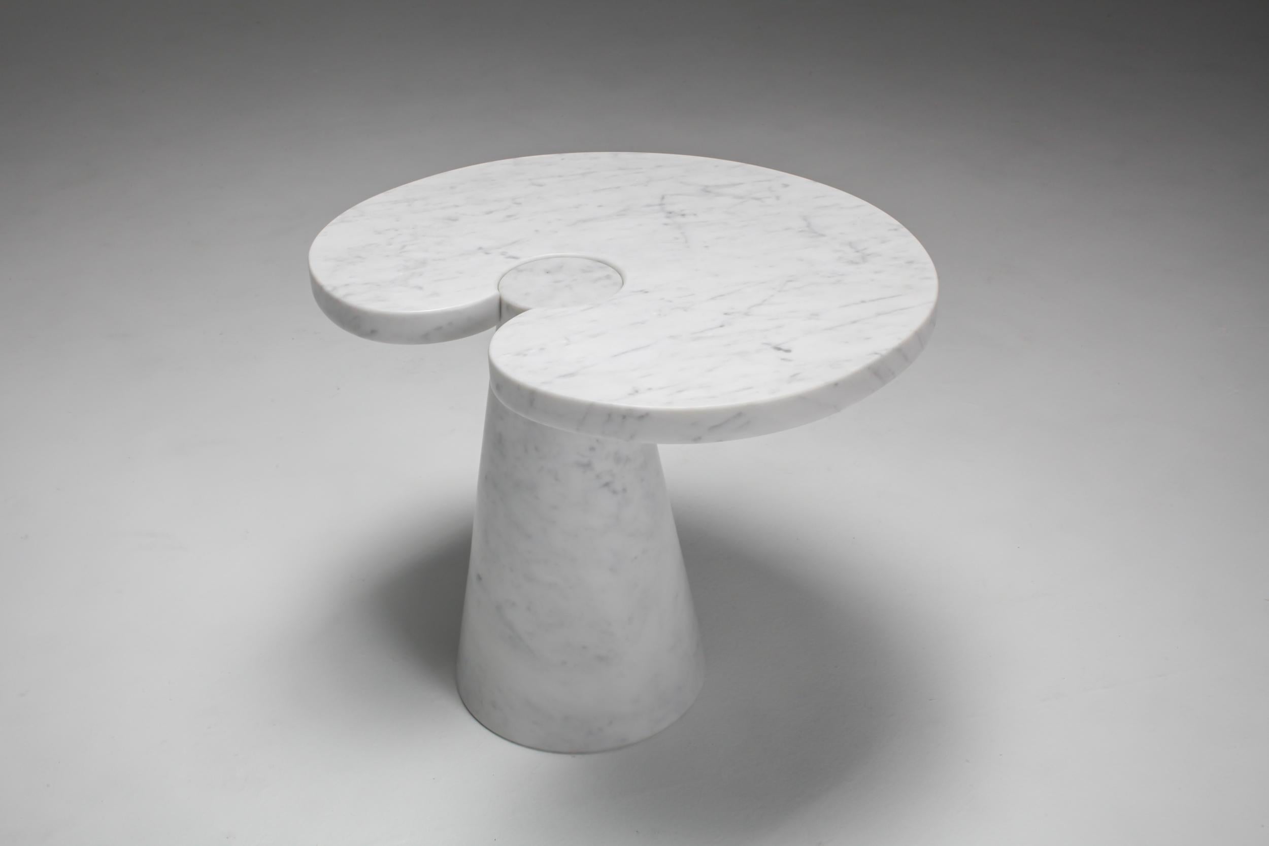Post-Modern Mangiarotti Carrara Marble Side Table 'Eros series' for Skipper For Sale