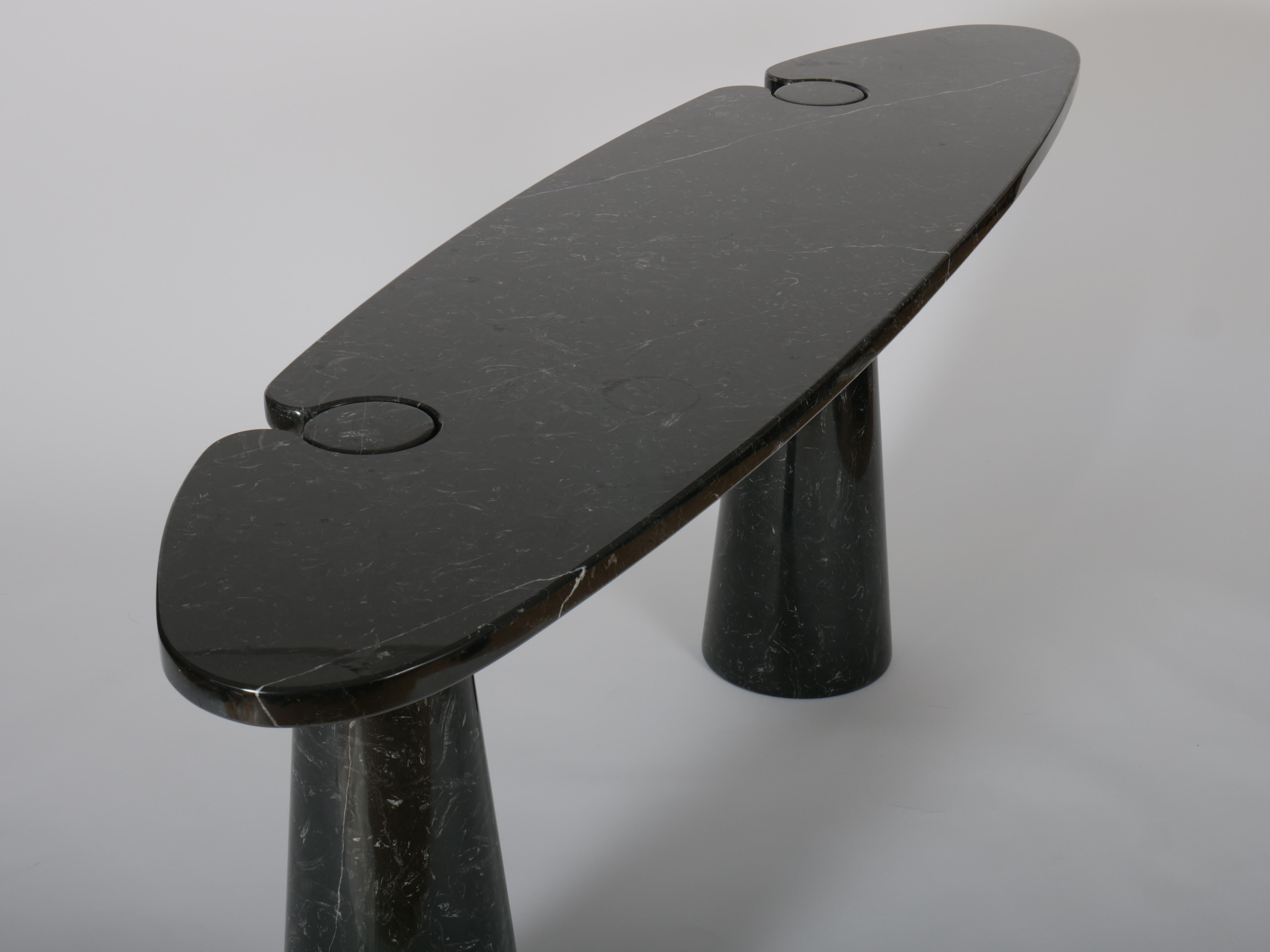 italien Mangiarotti console in black marble en vente