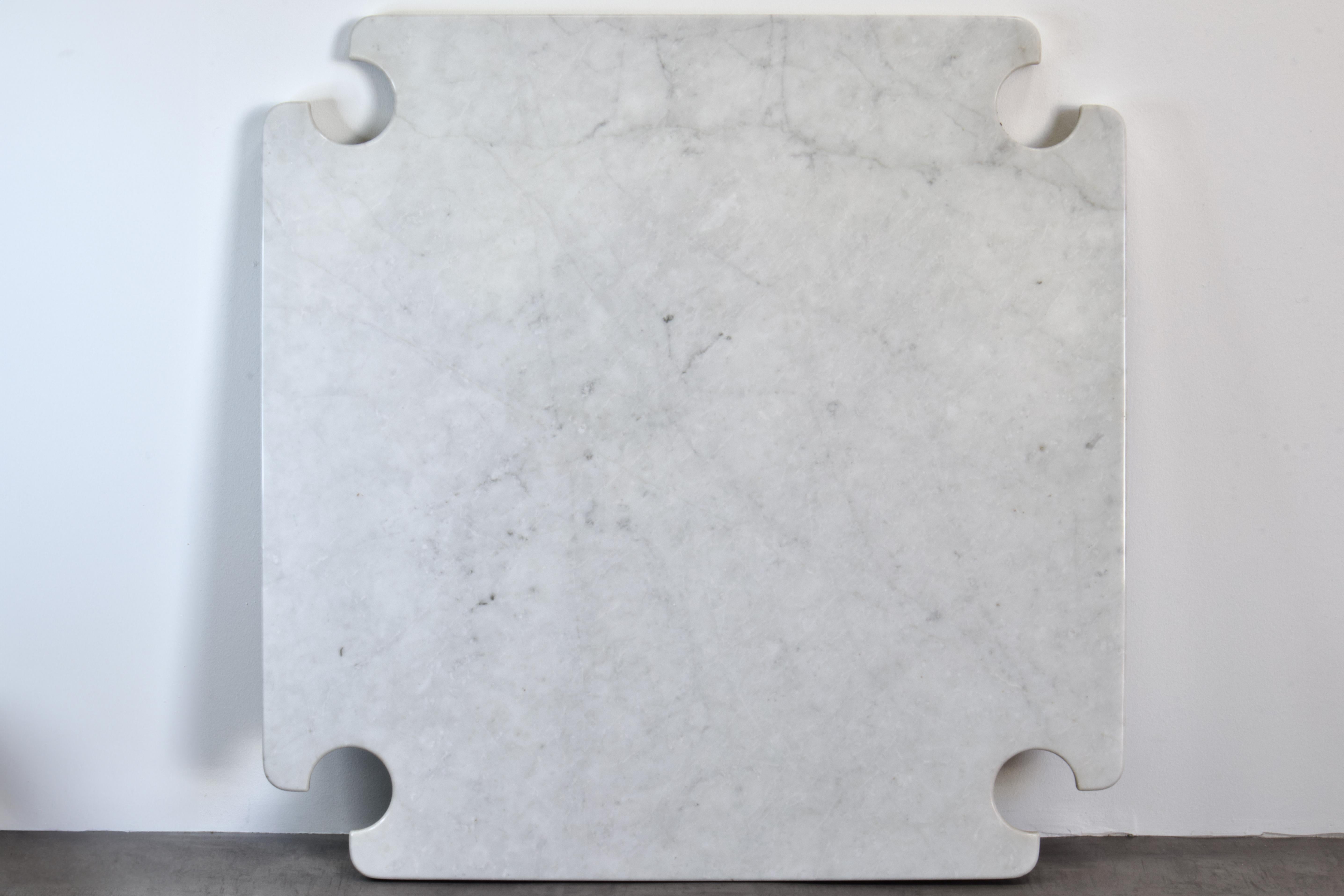 Mangiarotti Eros Couchtisch aus Carrara-Marmor für Skipper, Italien, 1970er Jahre (Ende des 20. Jahrhunderts) im Angebot