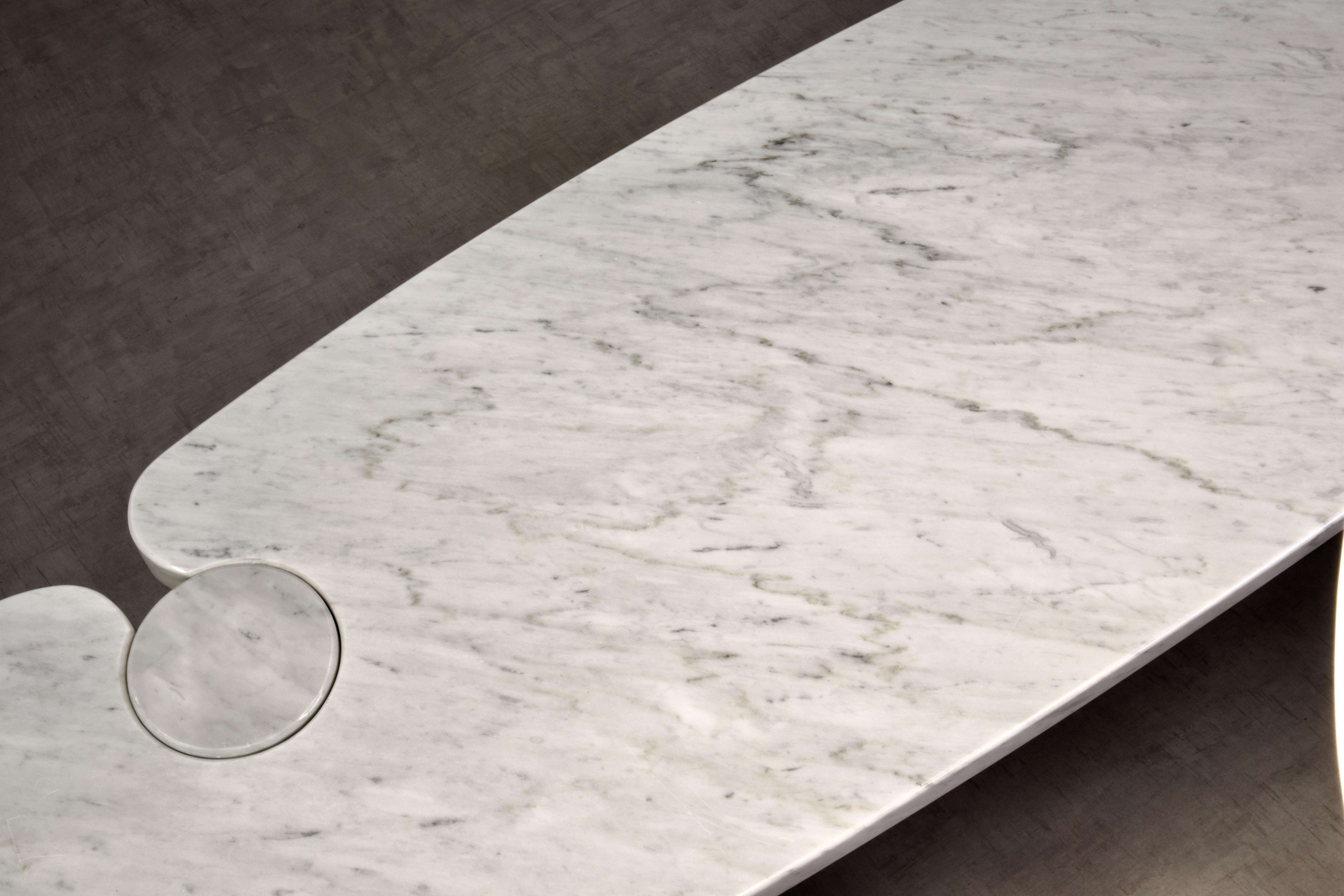 Mangiarotti Eros Console Table in Carrara Marble for Skipper, Italy For Sale 3