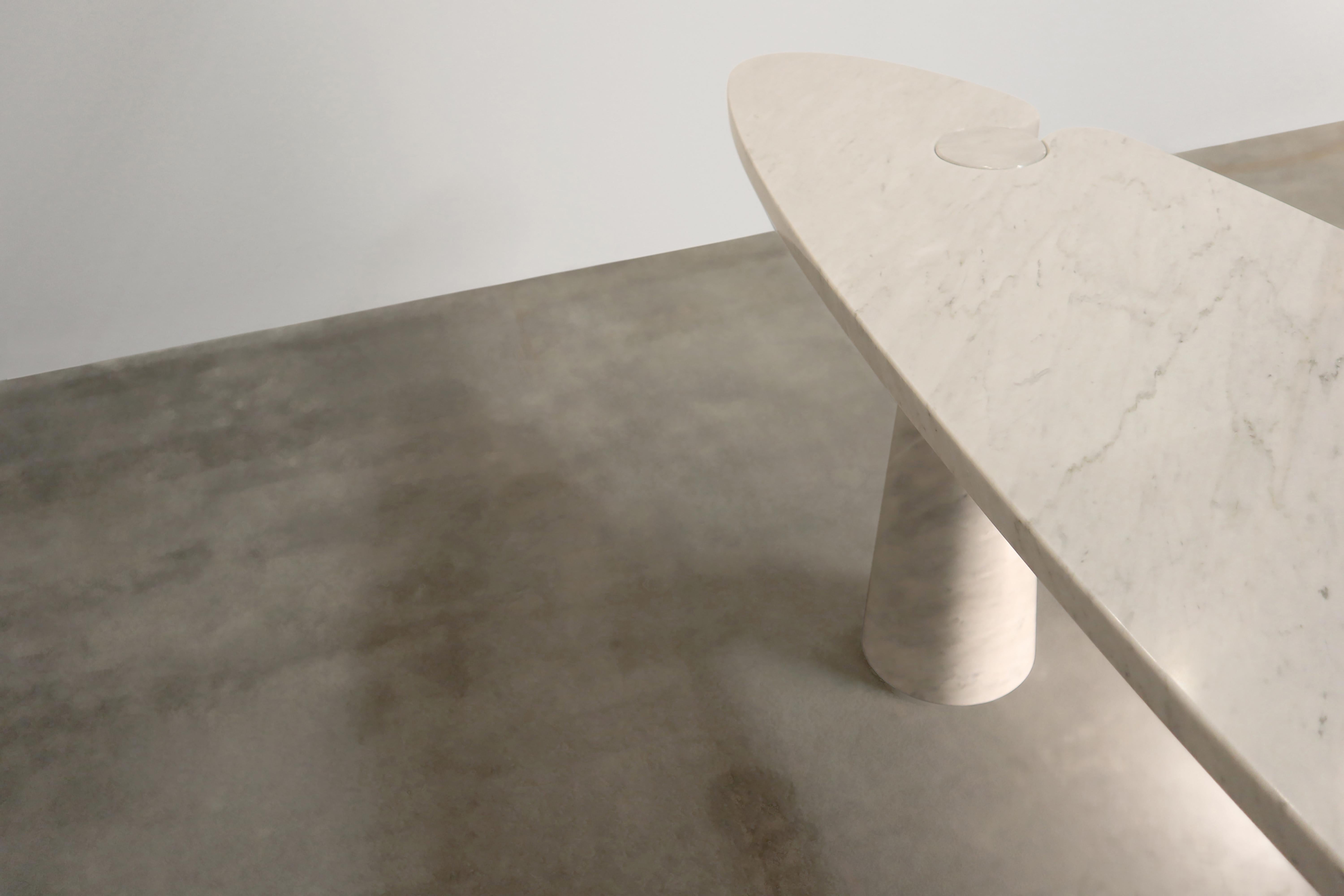 Table console Eros Mangiarotti en marbre de Carrare pour Skipper, Italie en vente 2
